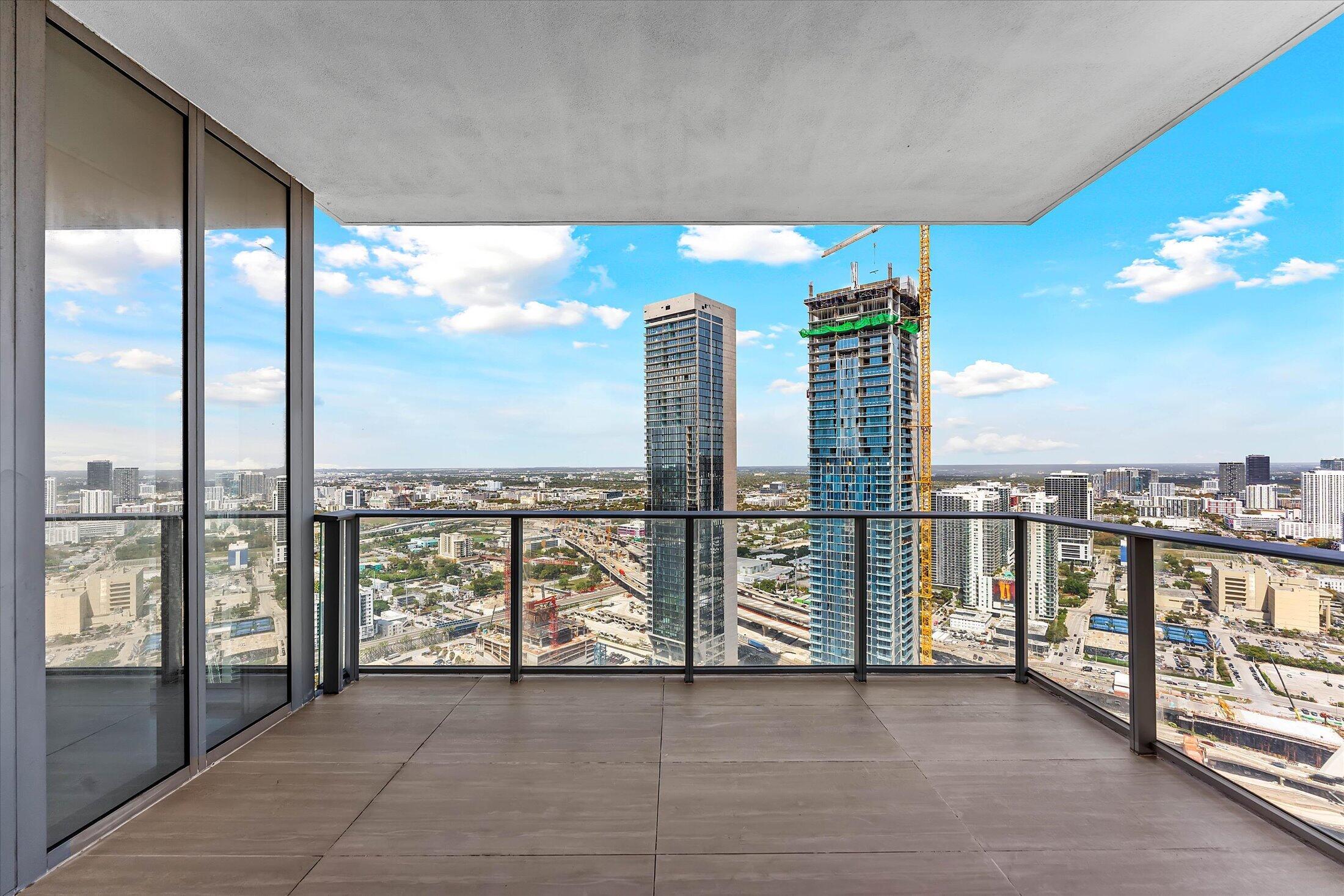 851 NE 1st Avenue 4100