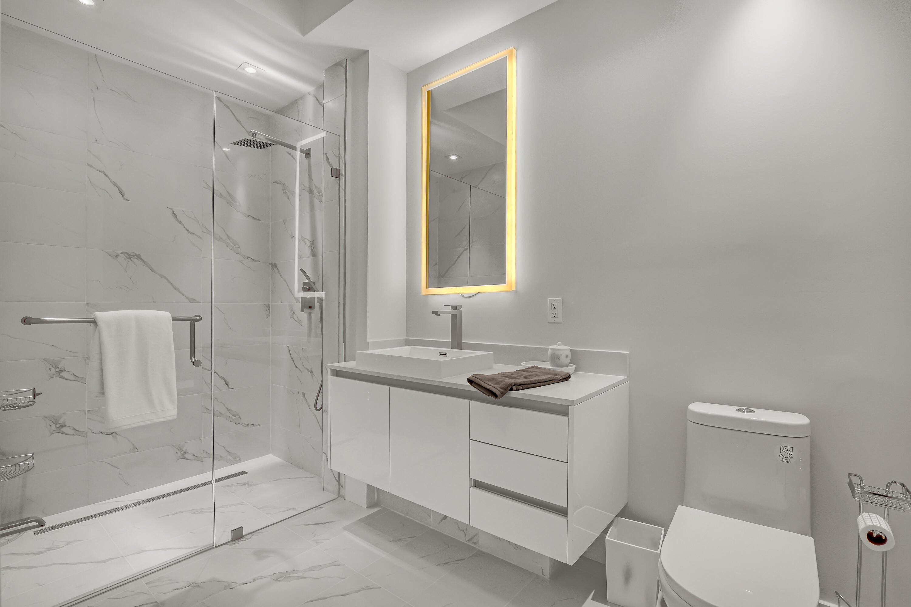 3100 N Ocean Drive H-1703