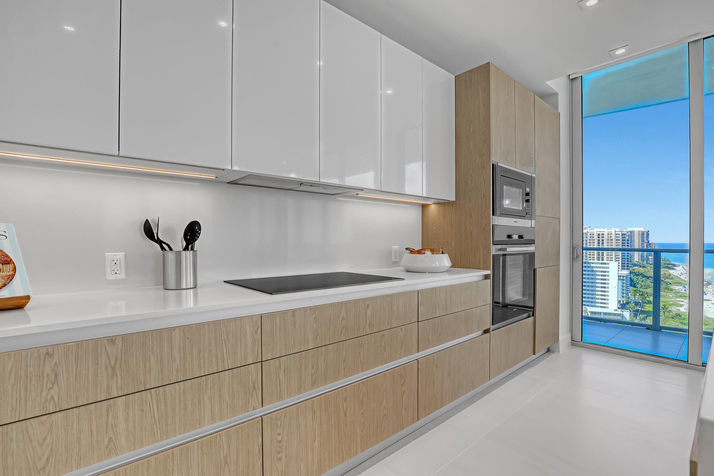 3100 N Ocean Drive H-1703