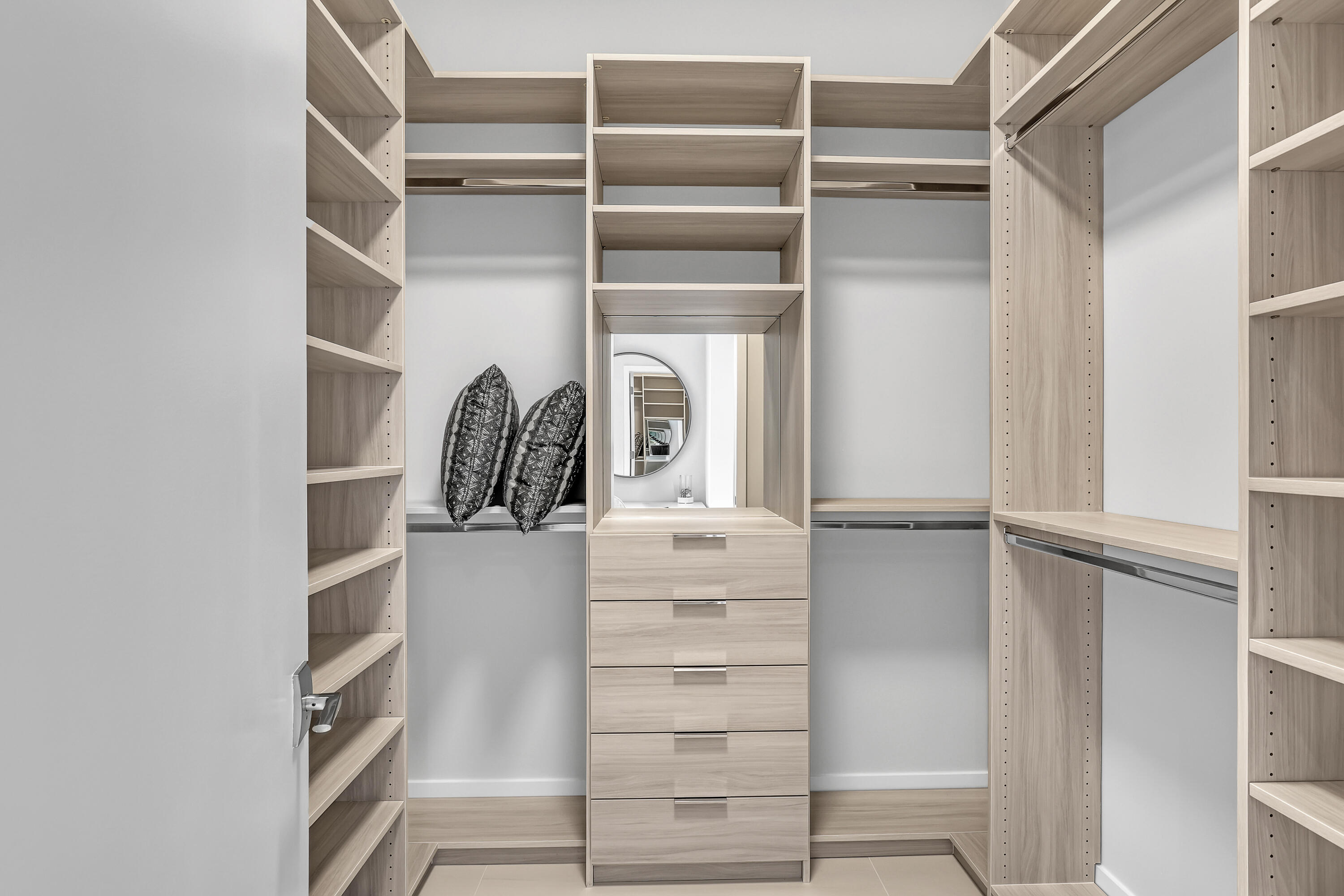 3100 N Ocean Drive H-1703