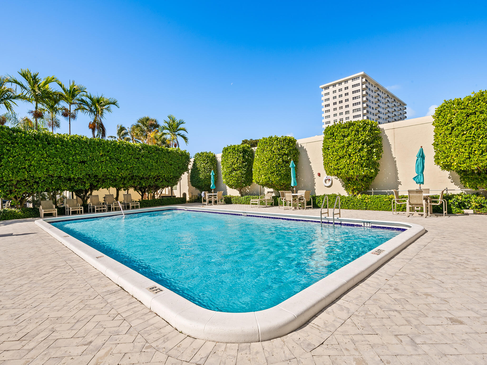 2500 E Las Olas Boulevard 404