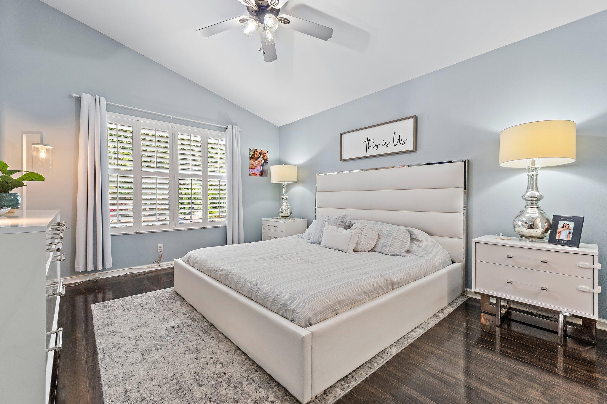 463 Woodview Circle