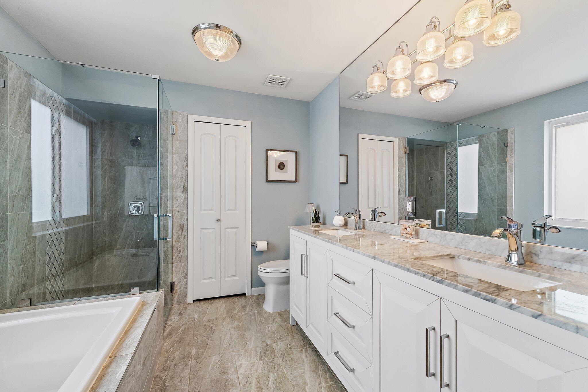 463 Woodview Circle
