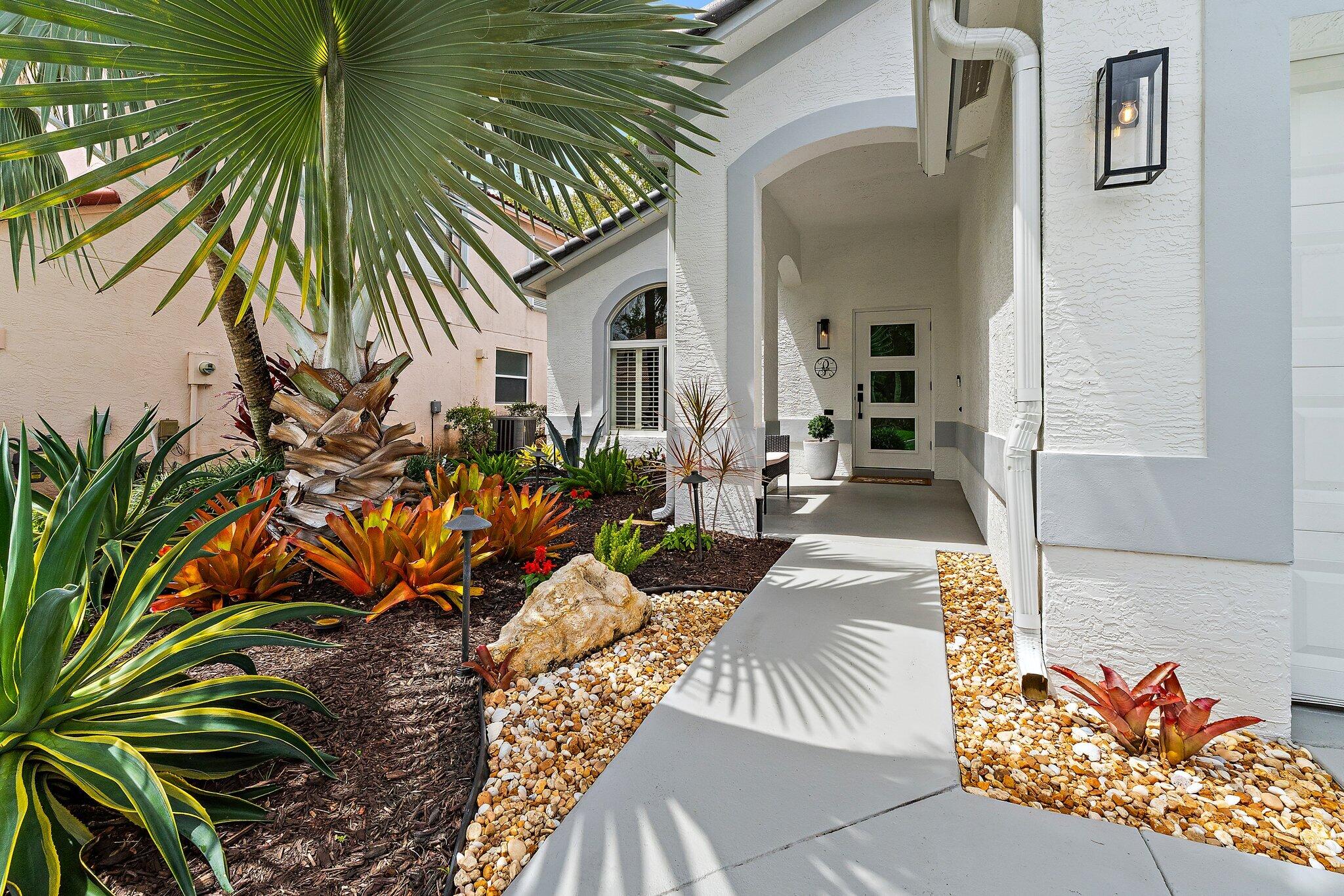 463 Woodview Circle