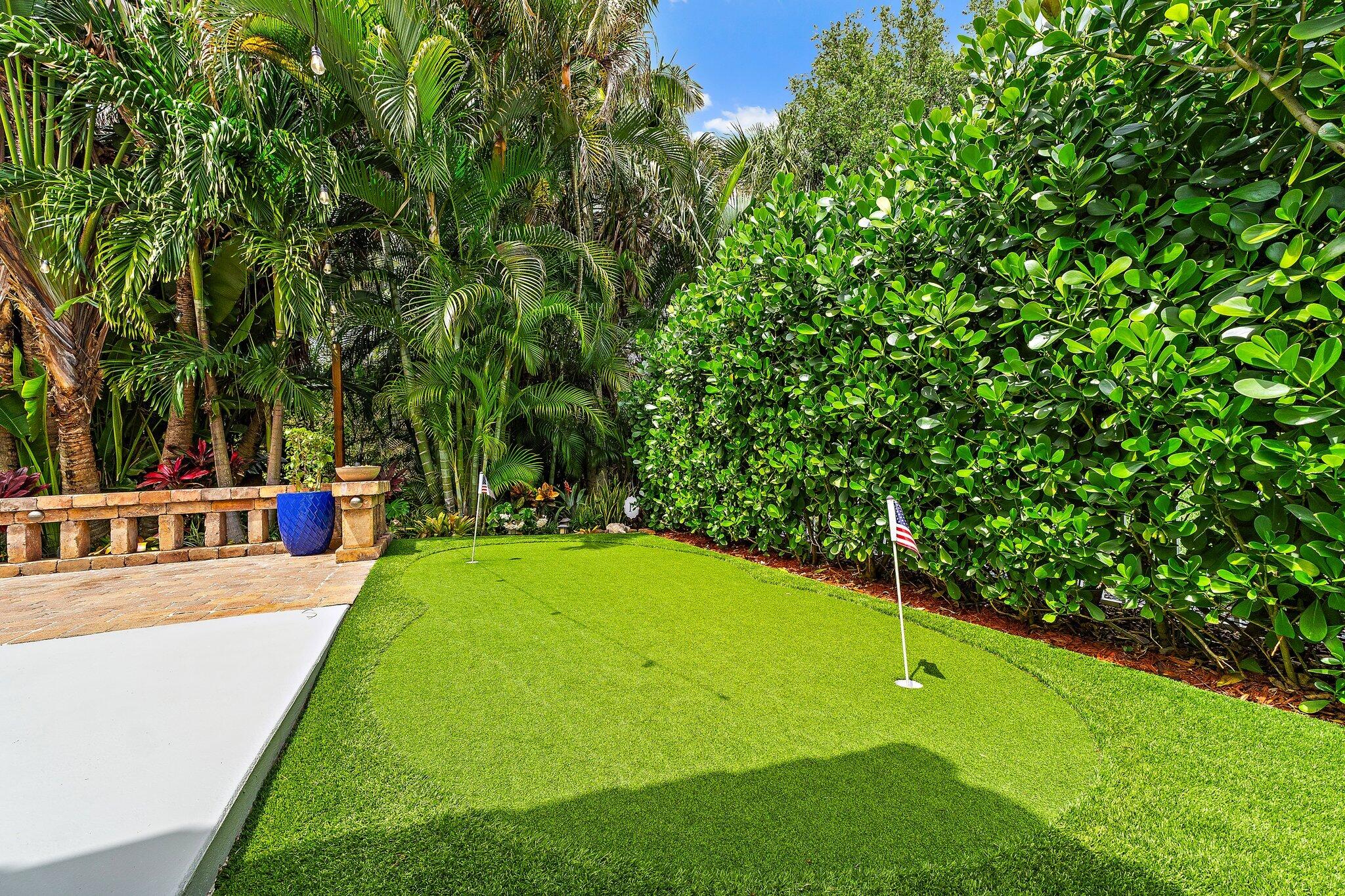 463 Woodview Circle