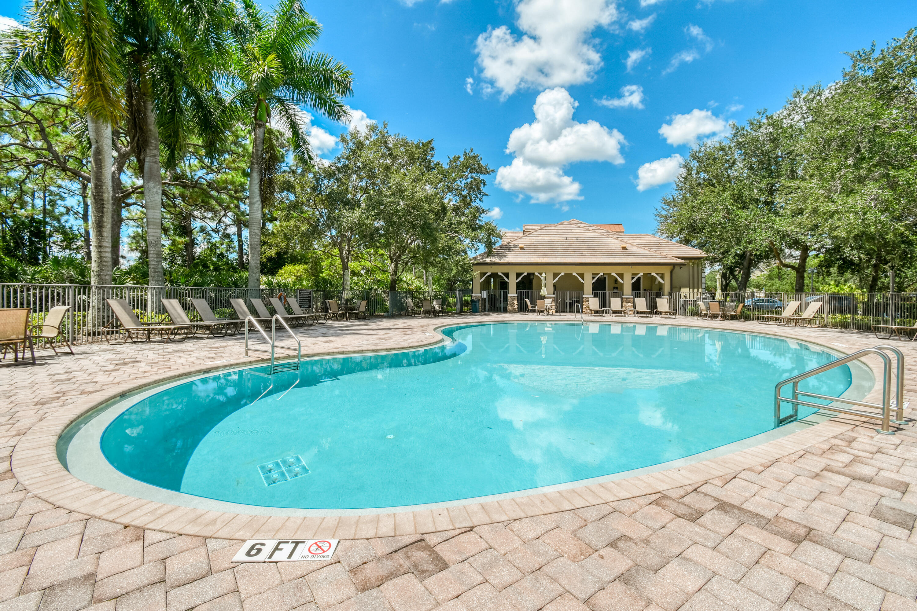 4540 SW Scrub Pine Terrace