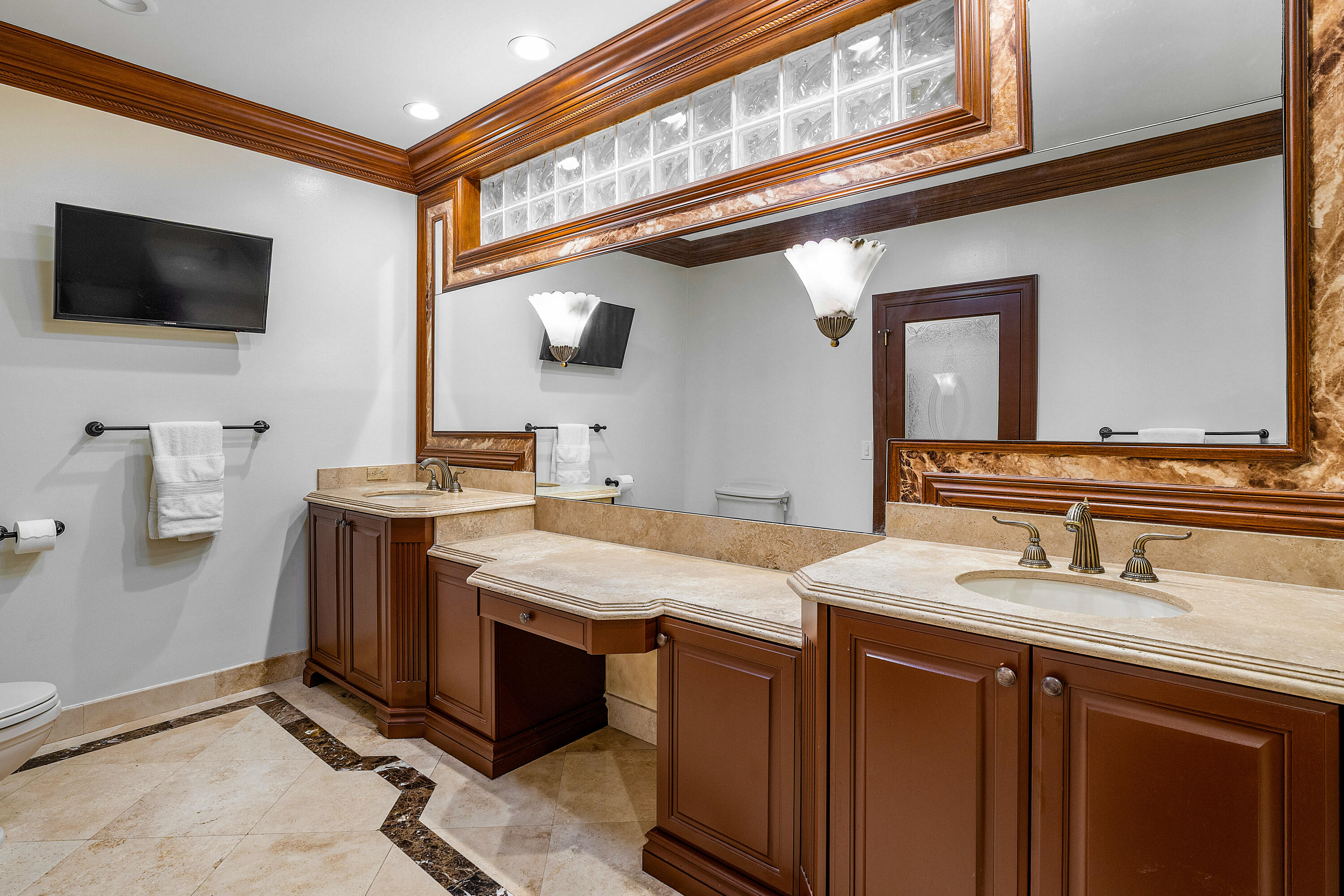 23408 S Mirabella Cir S S