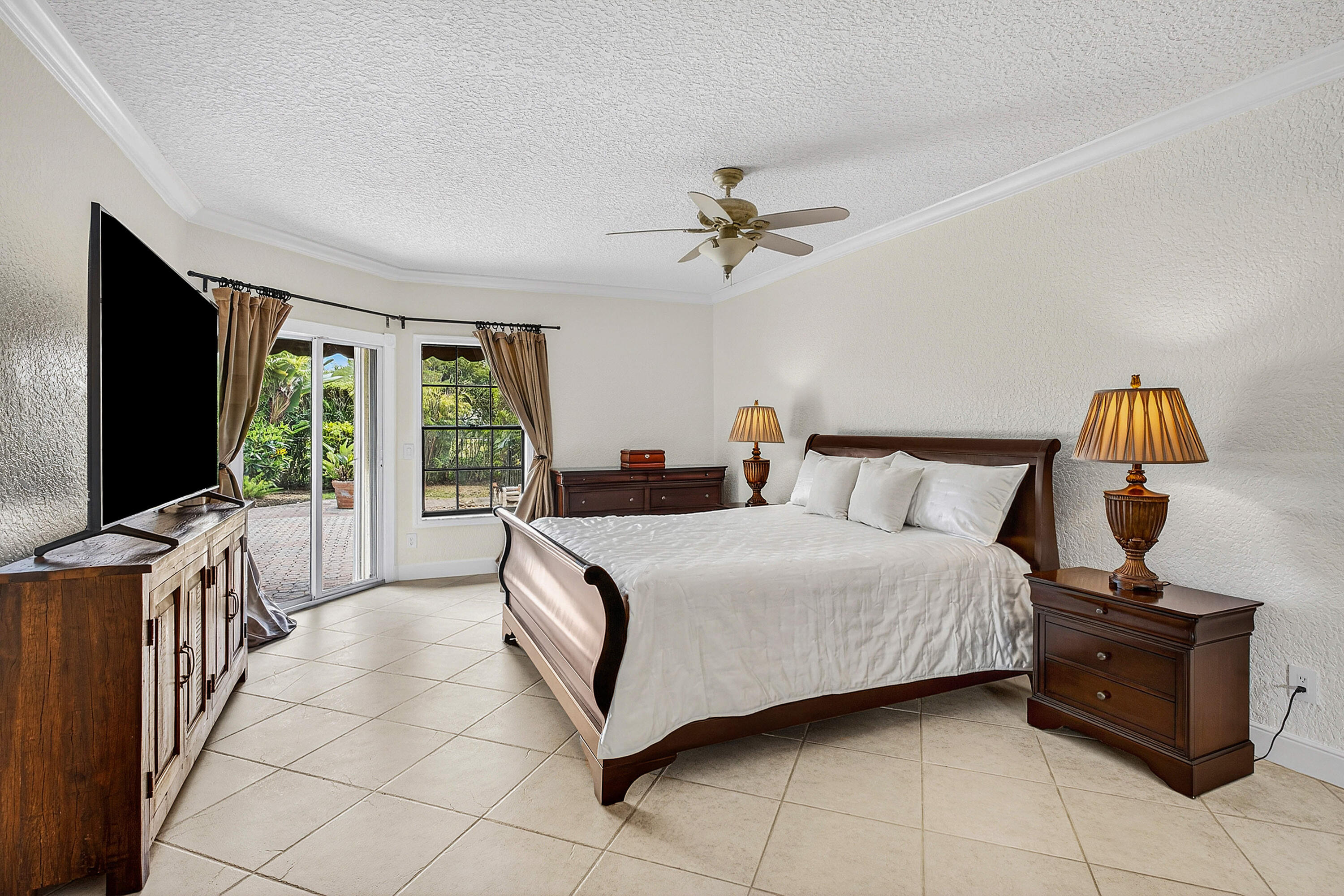 23408 S Mirabella Cir S S