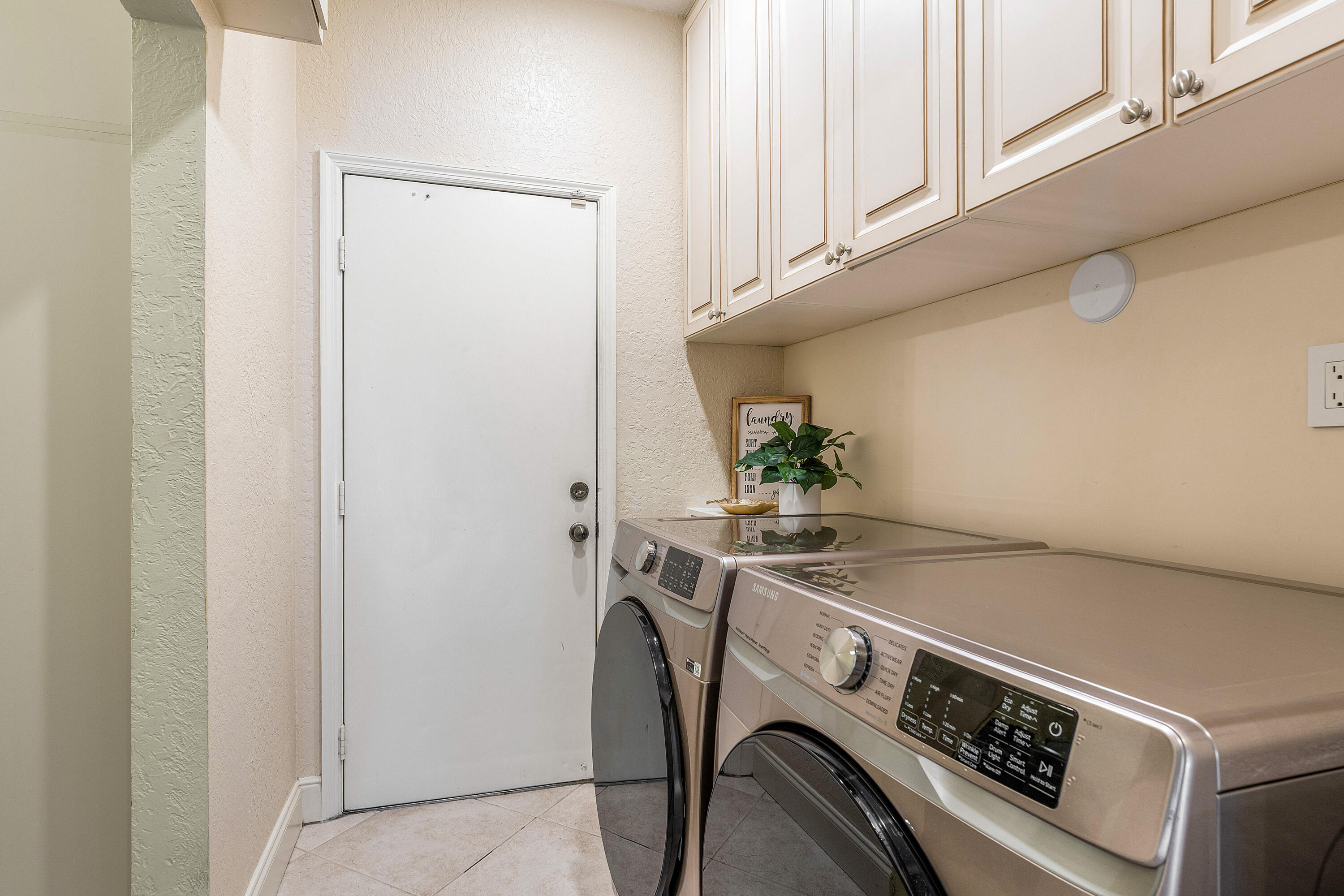 23408 S Mirabella Cir S S