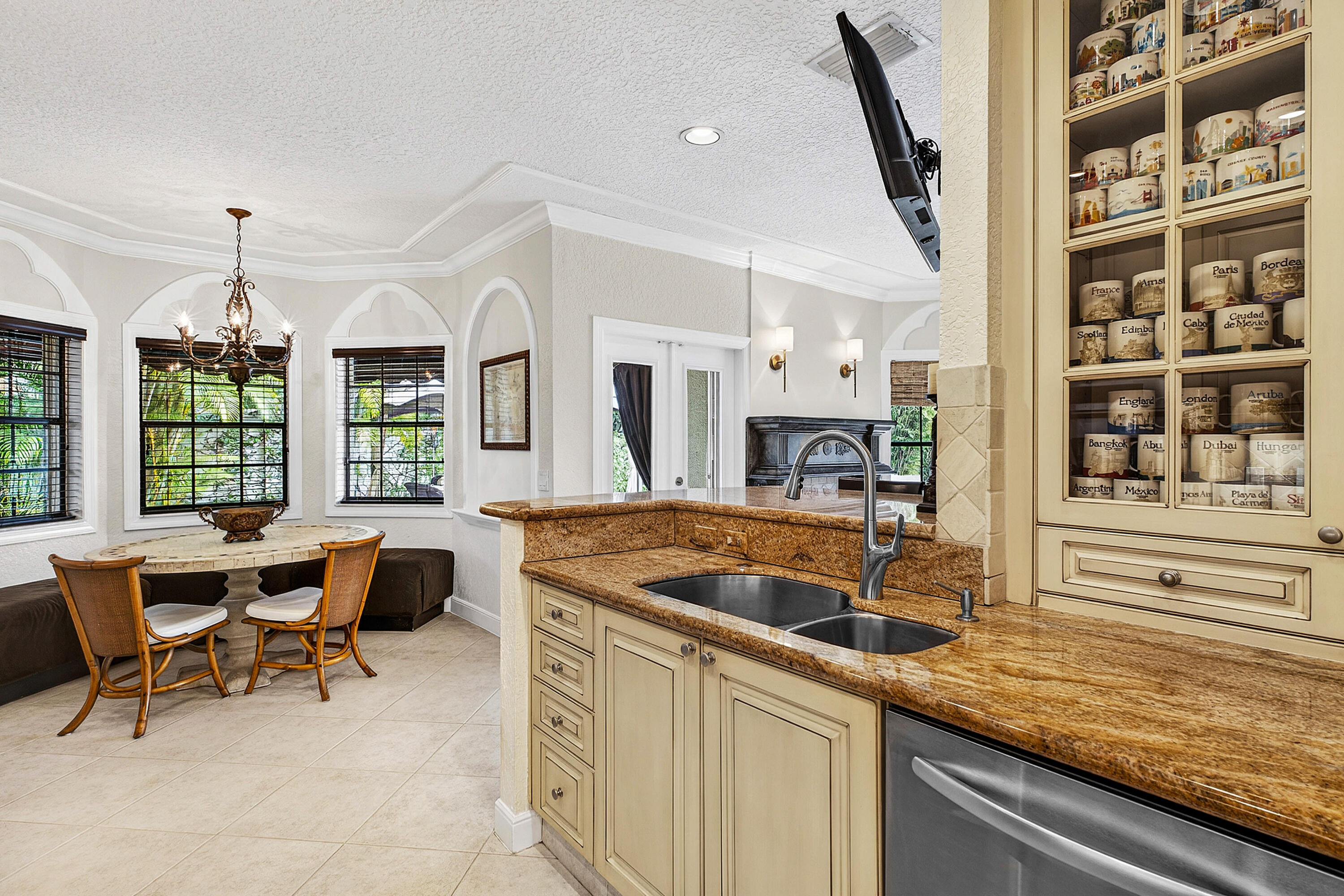 23408 S Mirabella Cir S S