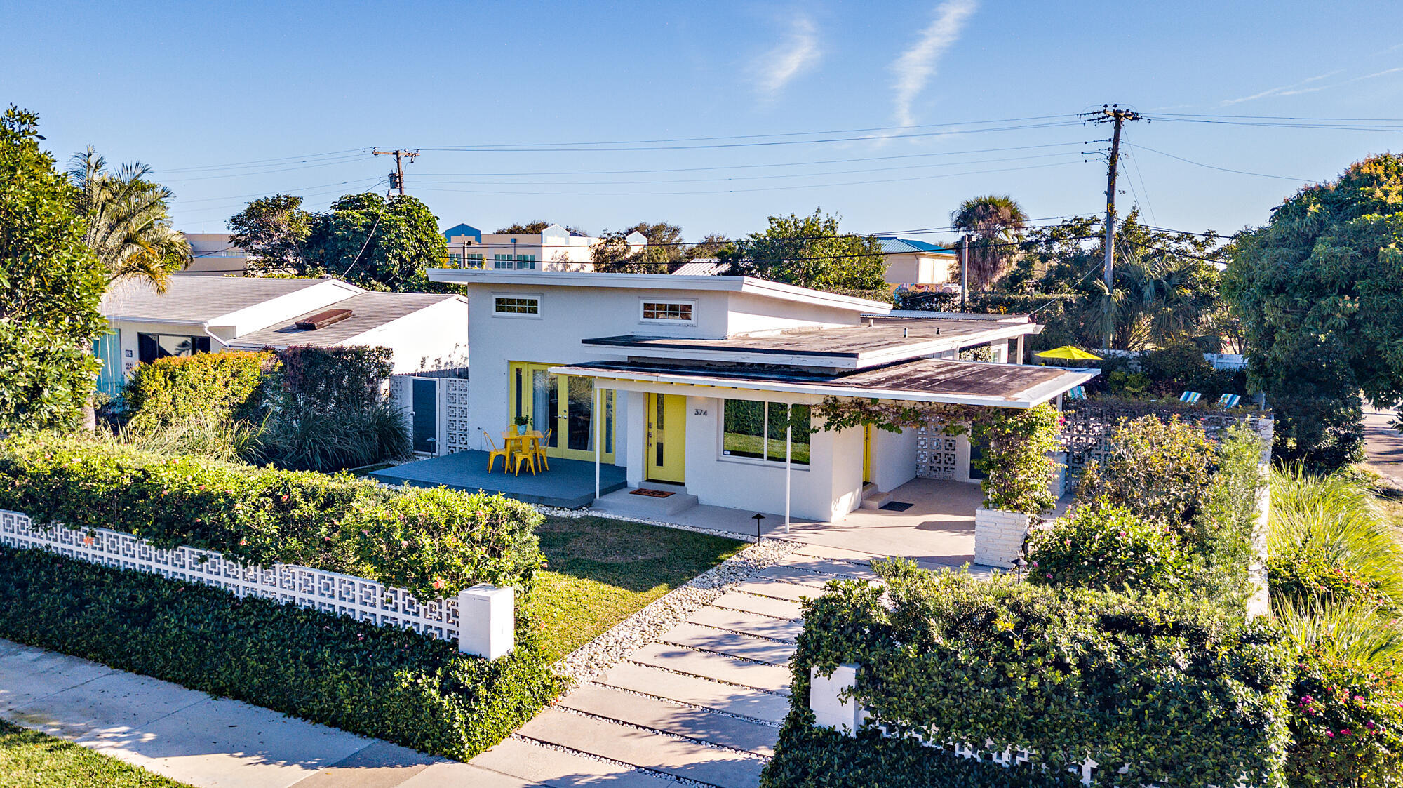 374 Maddock Street