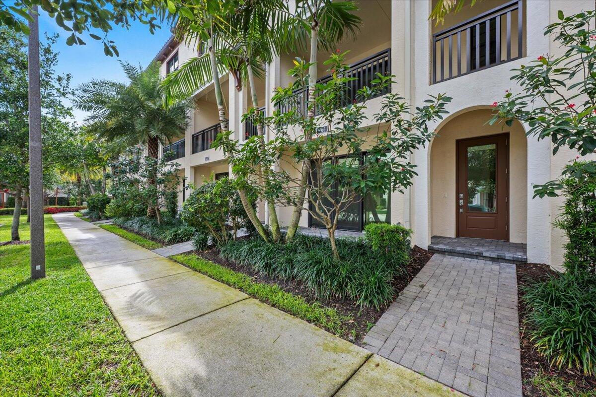 5316 Sagan Lane