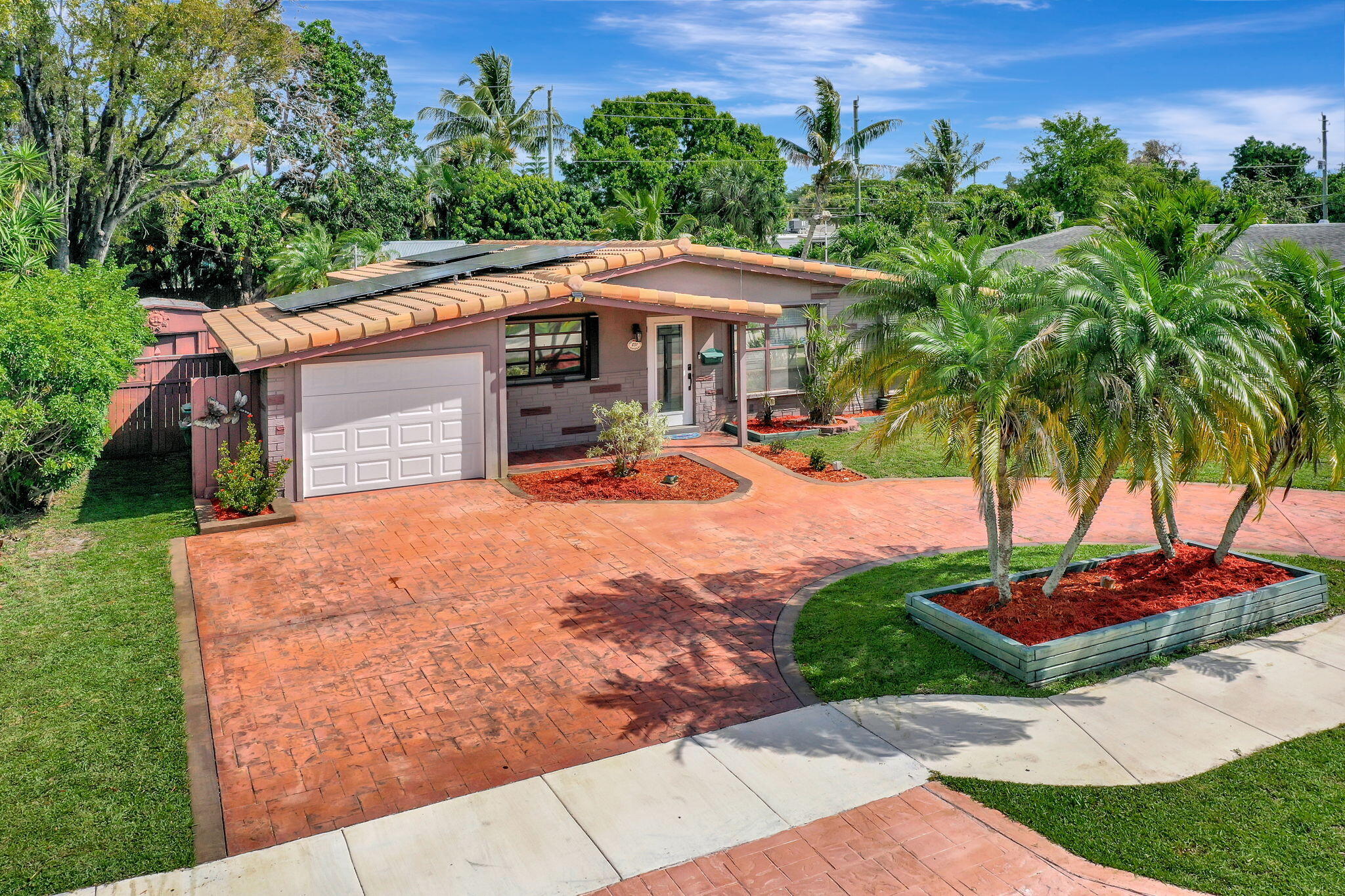 831 NW 39th Street