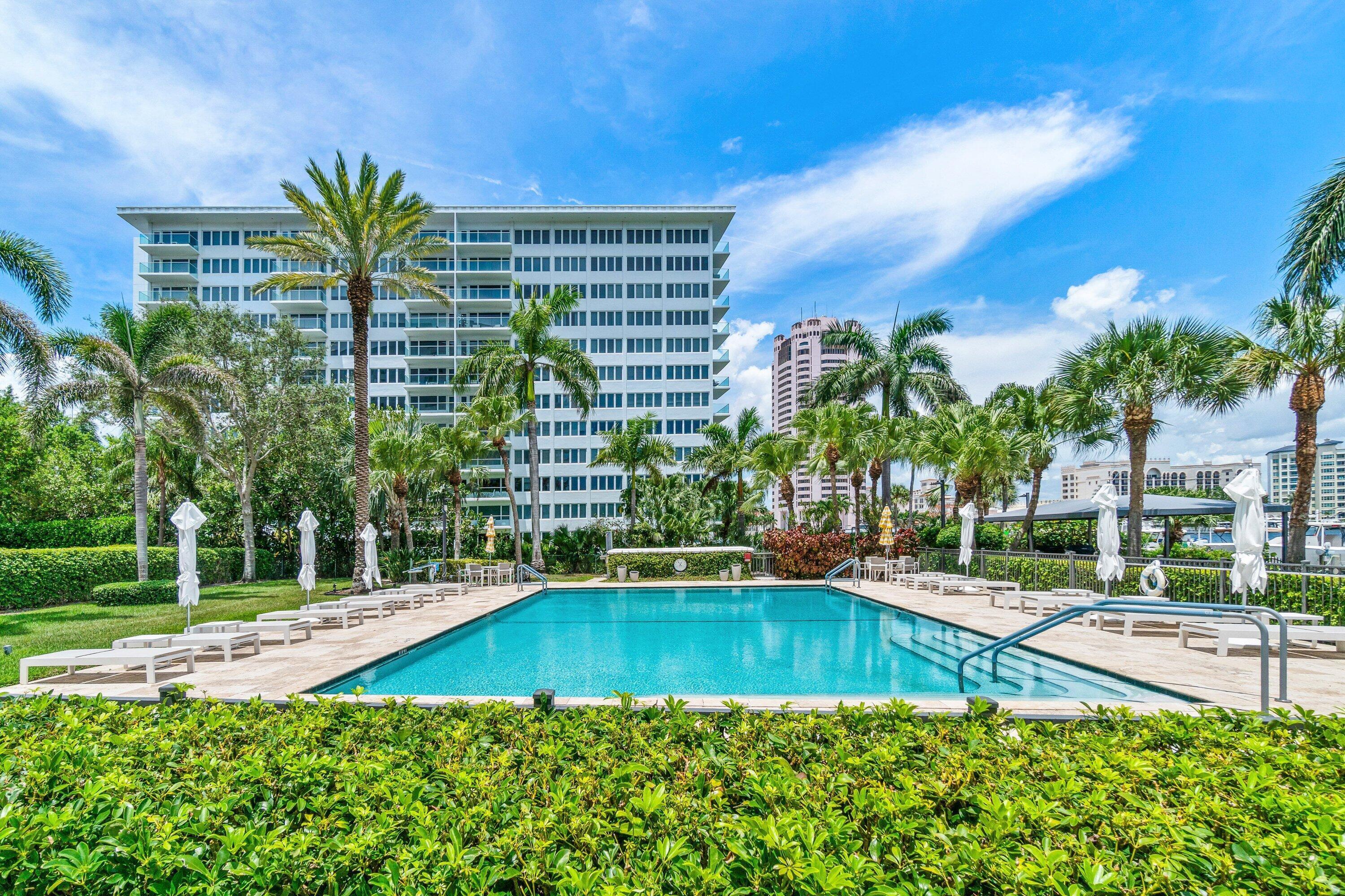 875 E Camino Real 16c