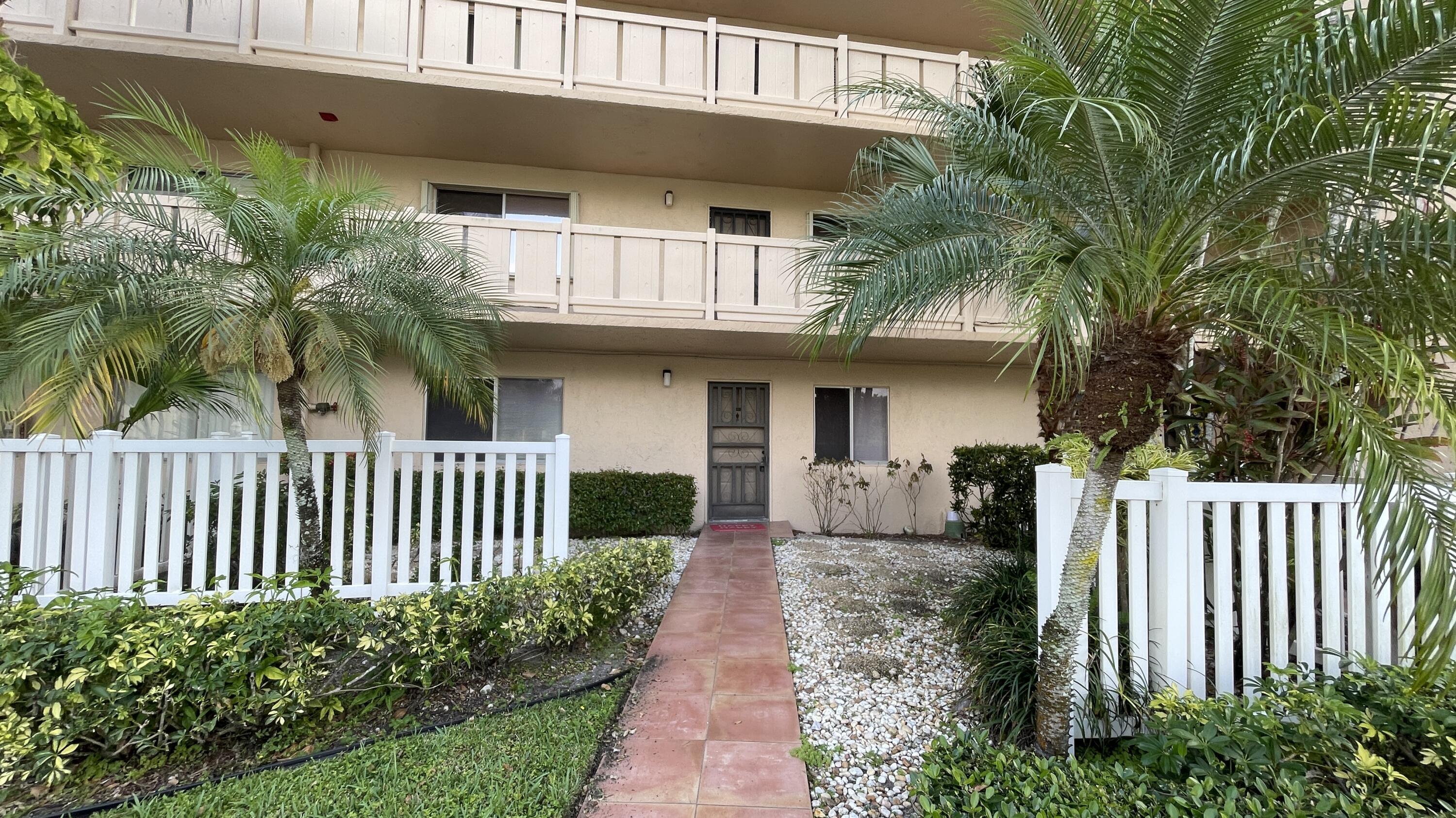7006 Huntington Lane 107