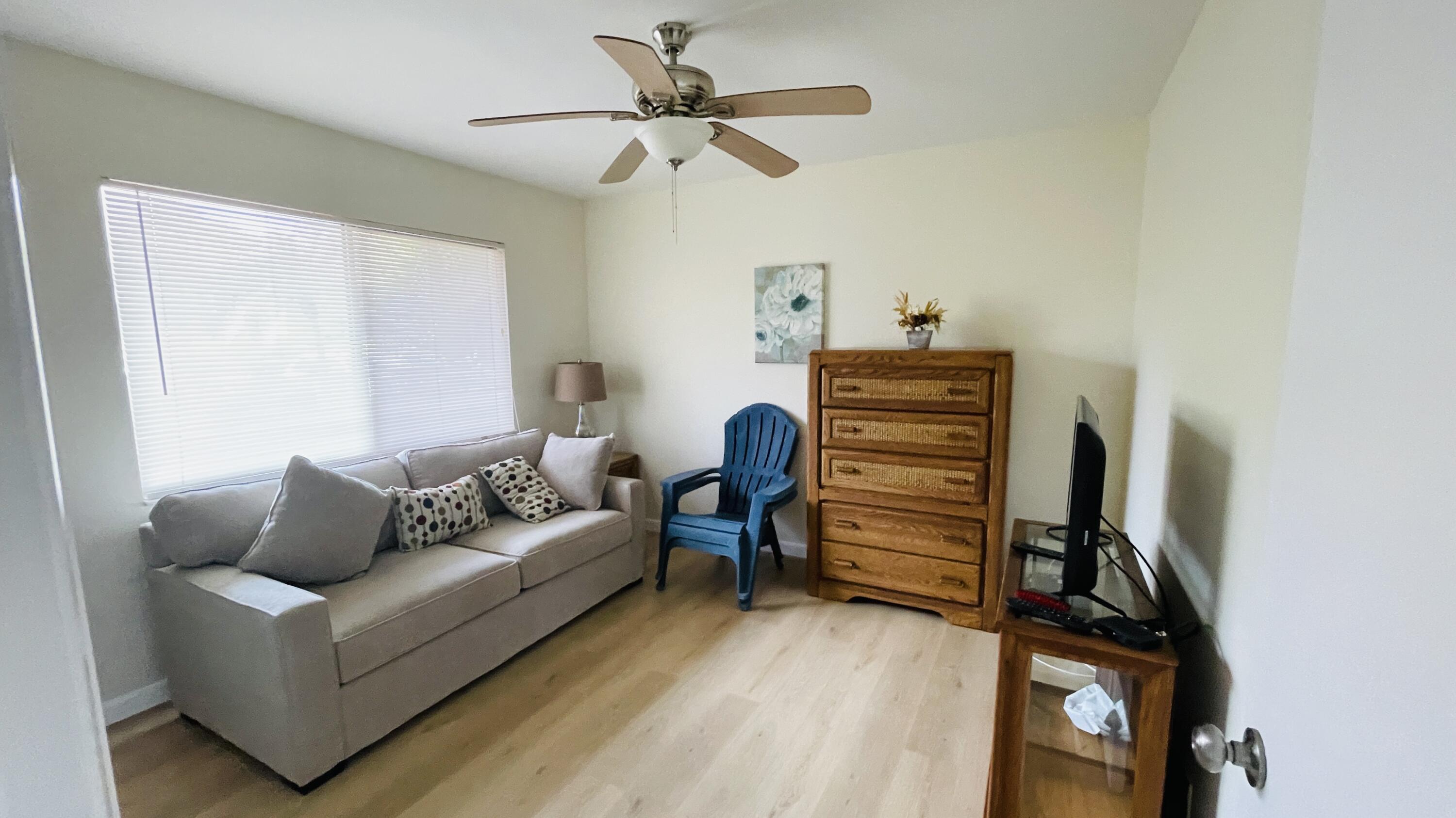 7006 Huntington Lane 107