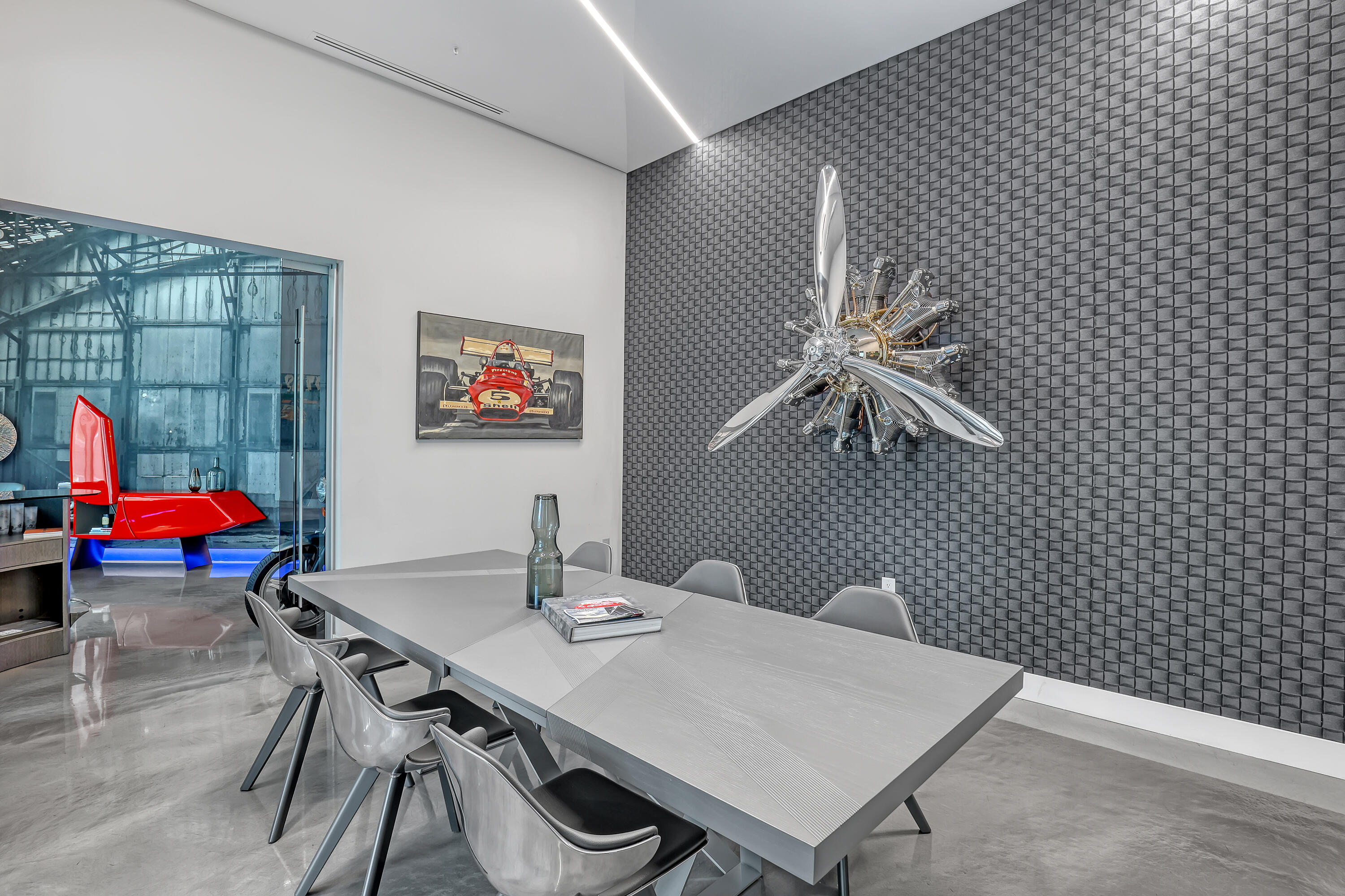 7210 Haverhill Business 1-4