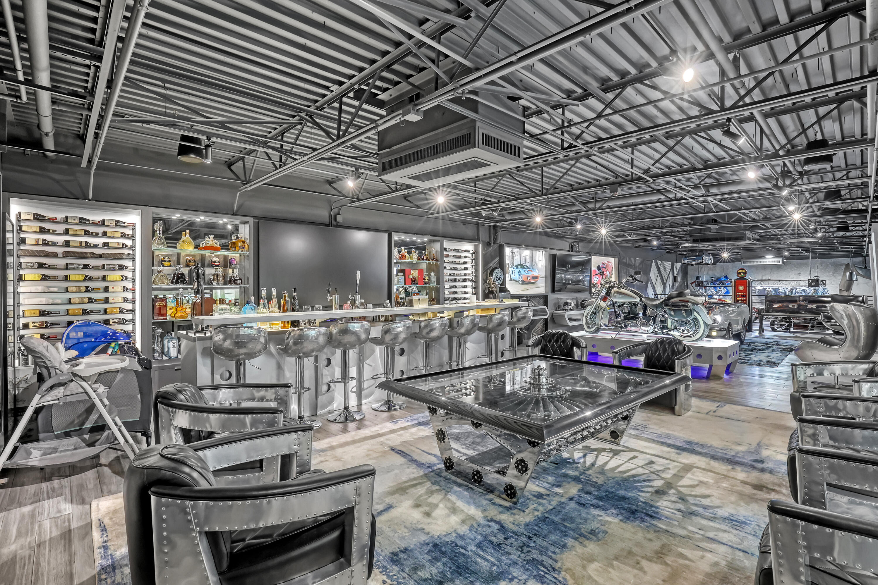 7210 Haverhill Business 1-4