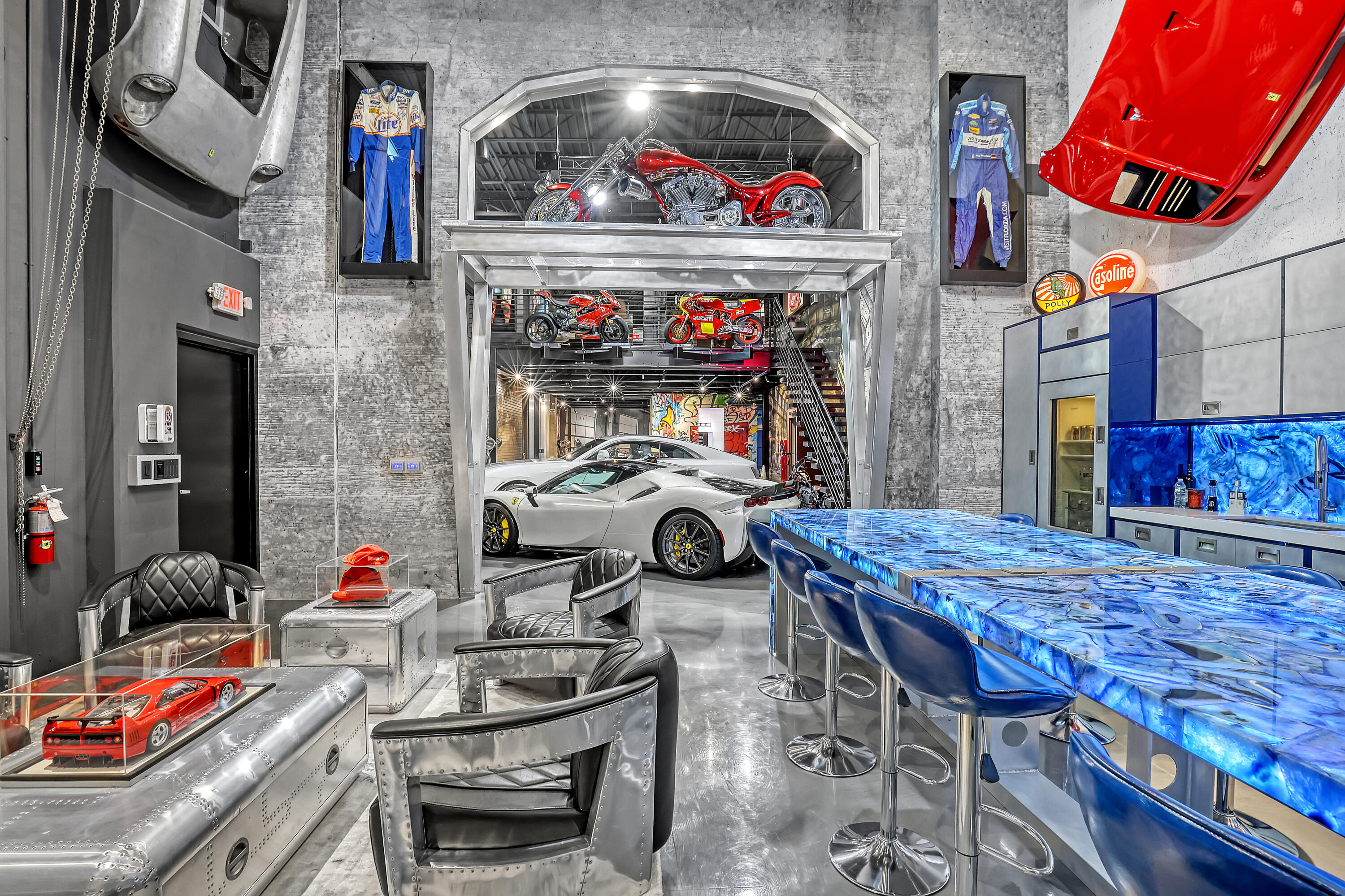 7210 Haverhill Business 1-4