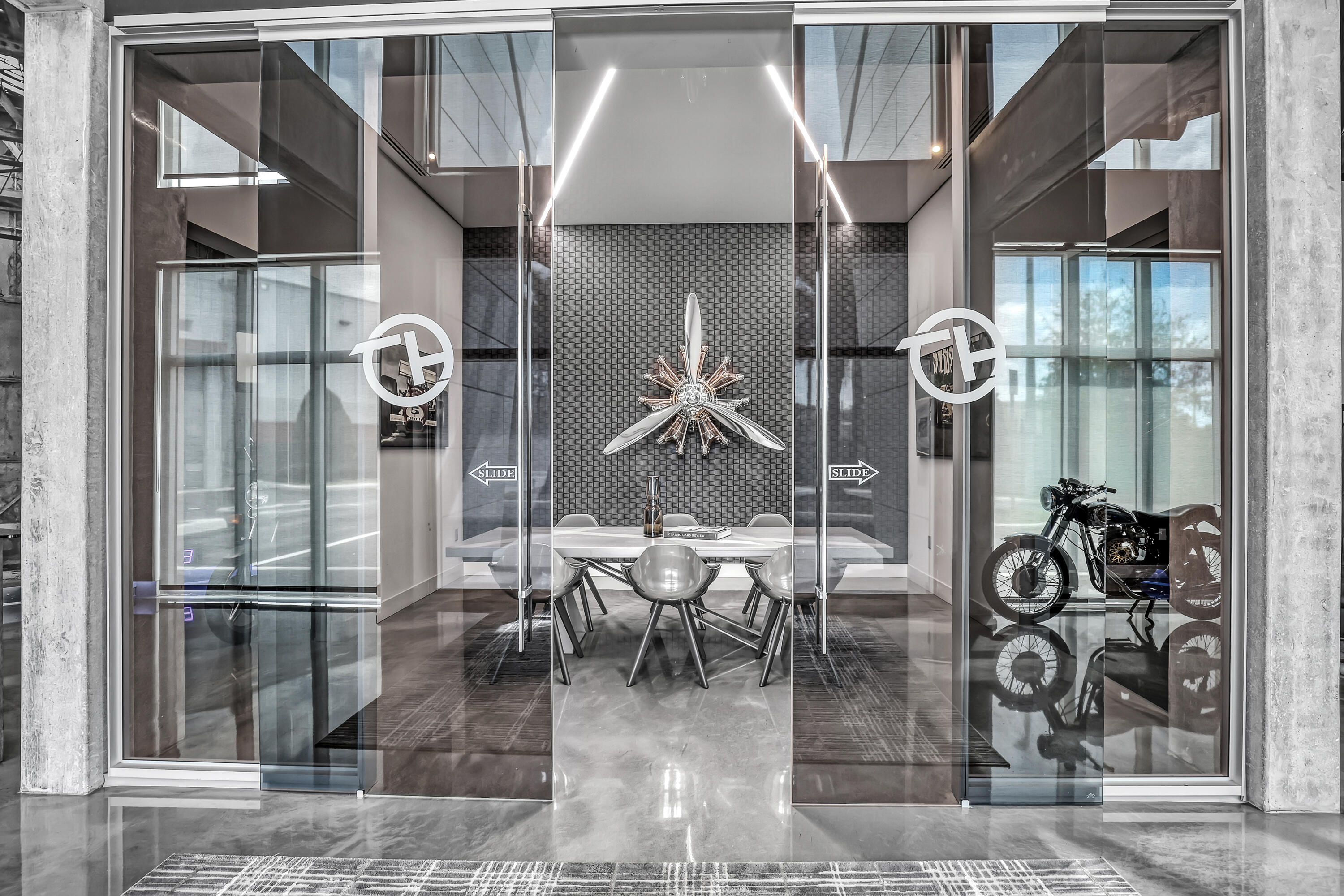 7210 Haverhill Business 1-4