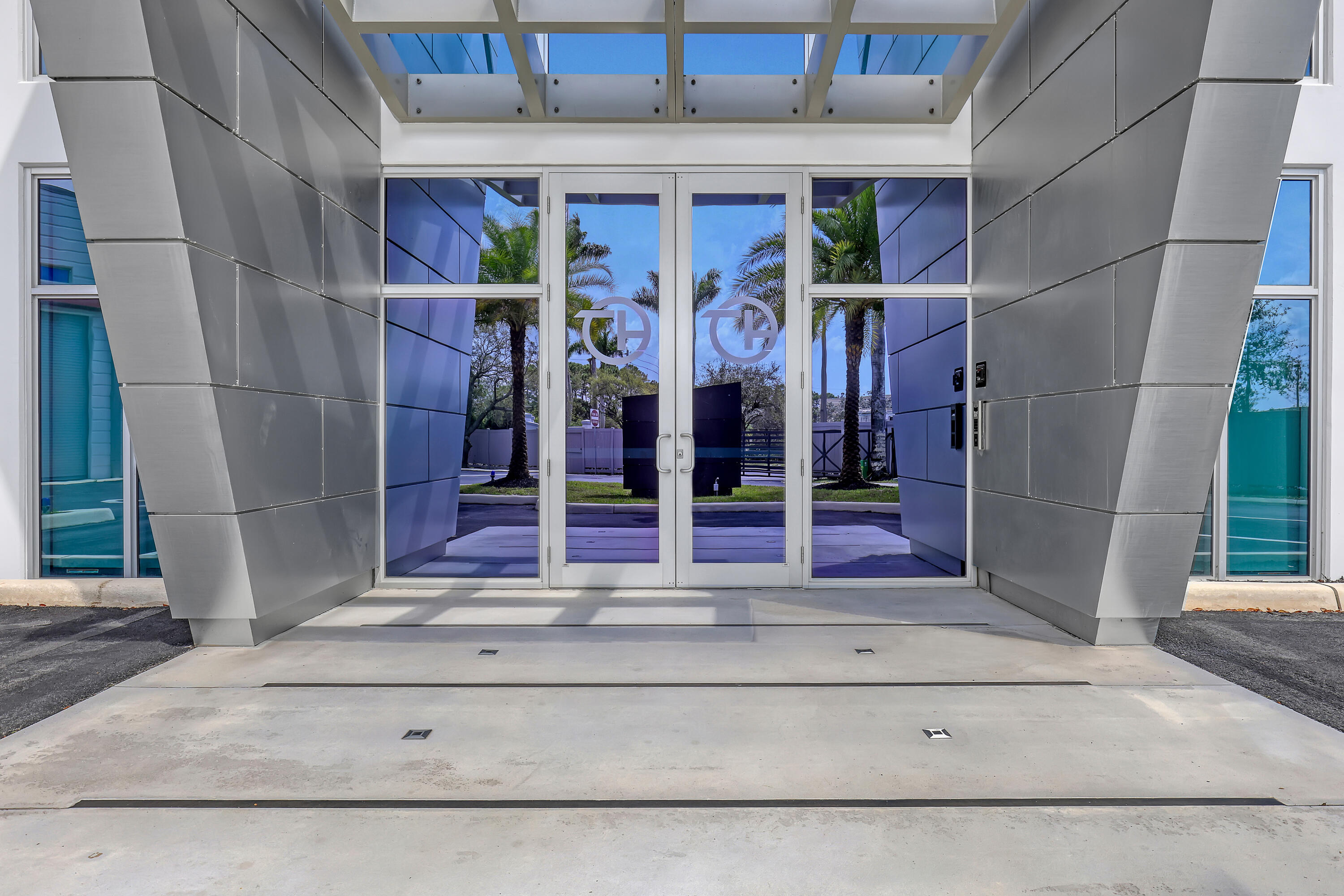 7210 Haverhill Business 1-4