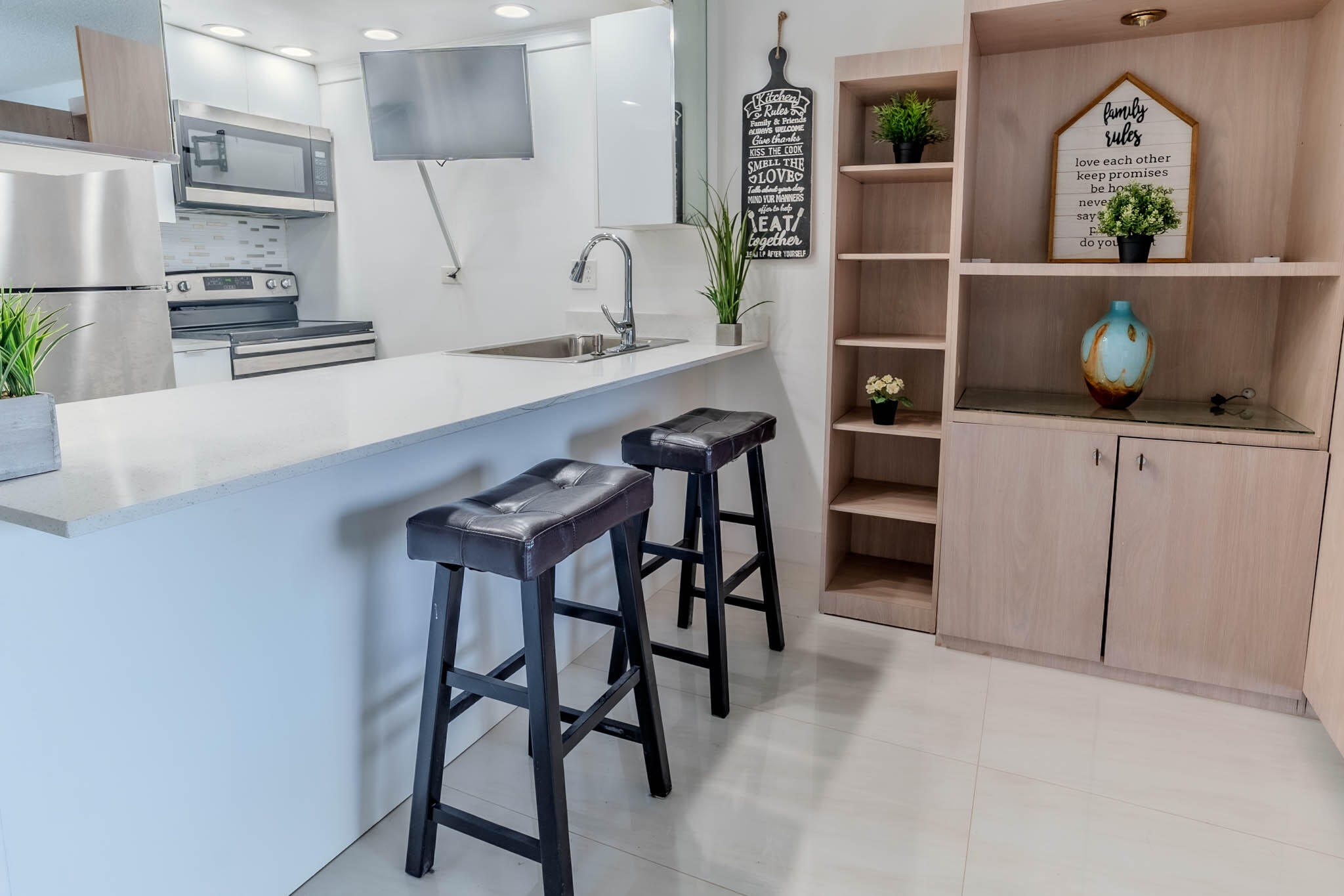 3760 Inverrary Drive 3m