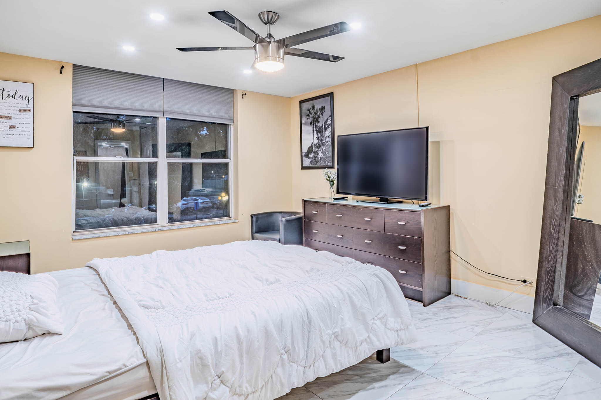 3710 Inverrary Drive 2s