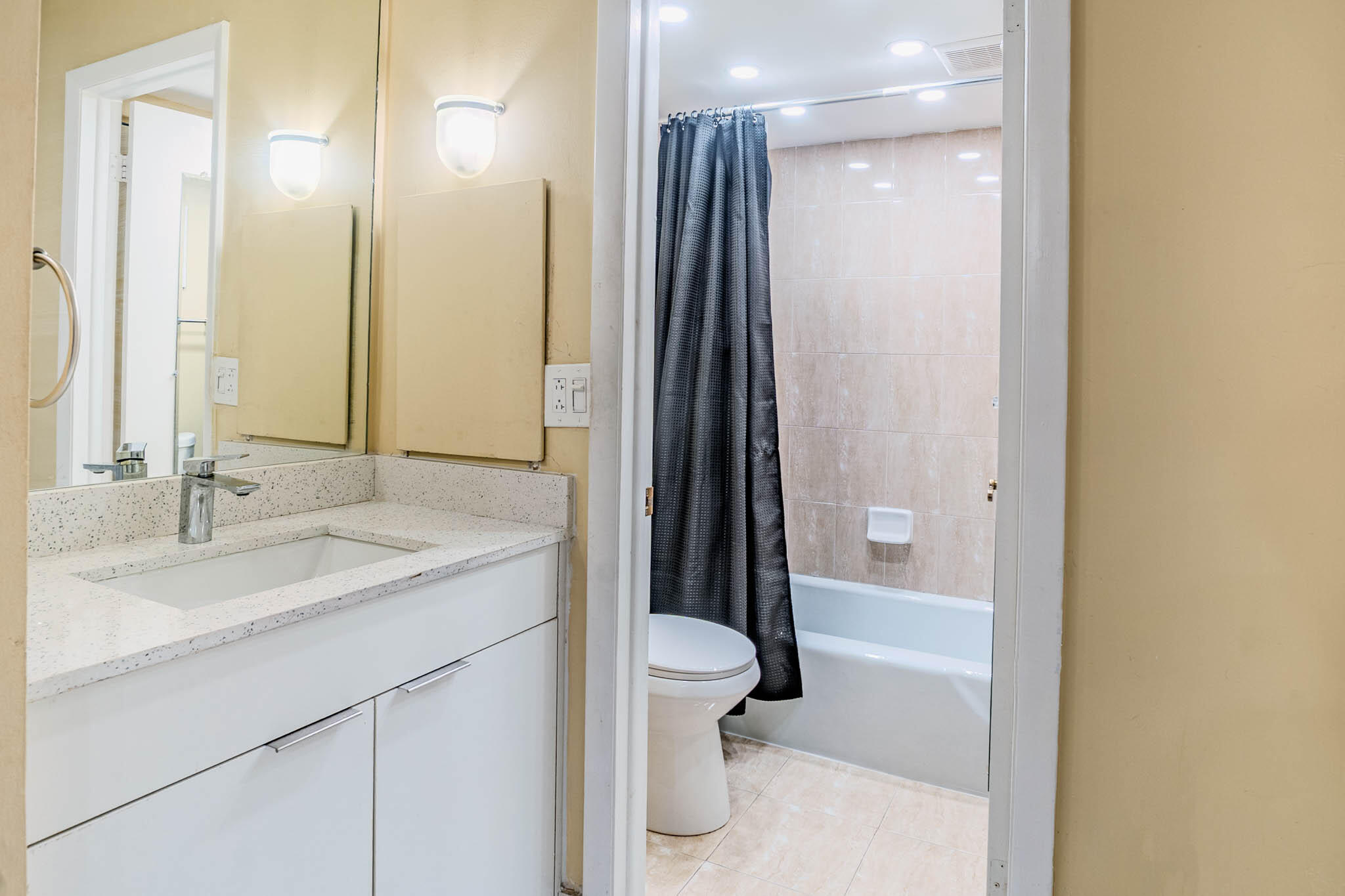 3710 Inverrary Drive 2s