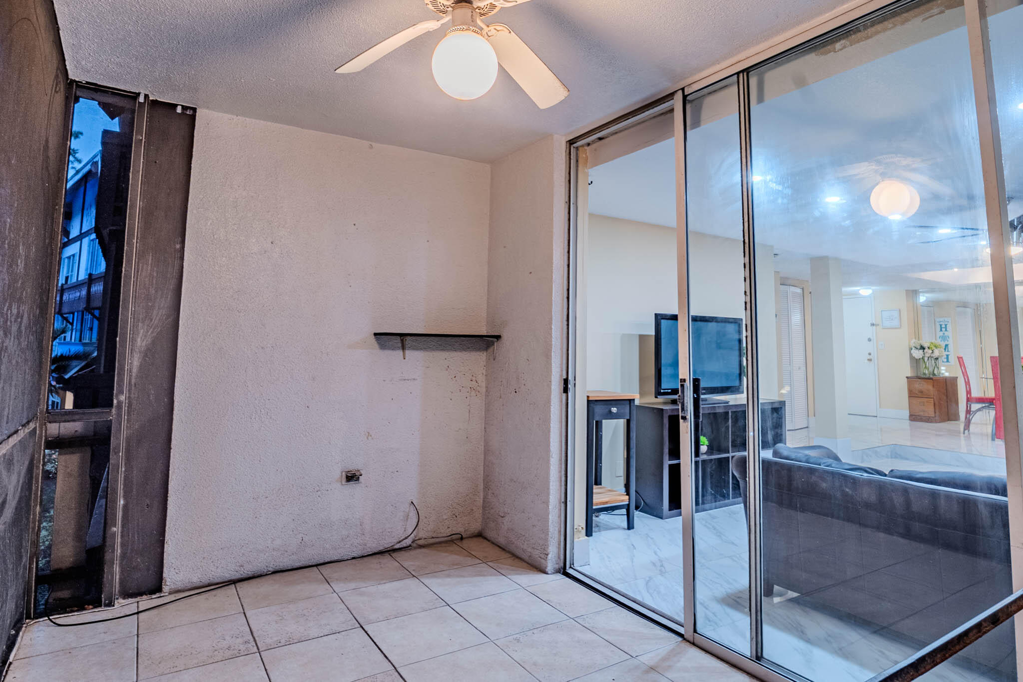 3710 Inverrary Drive 2s