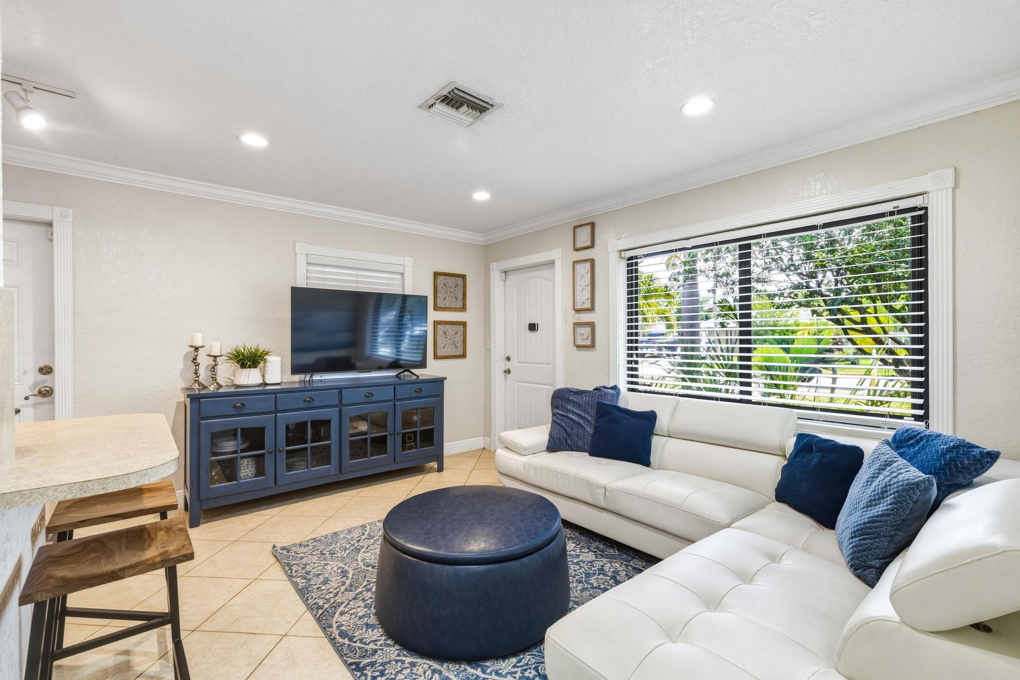 3361 NE 13th Terrace