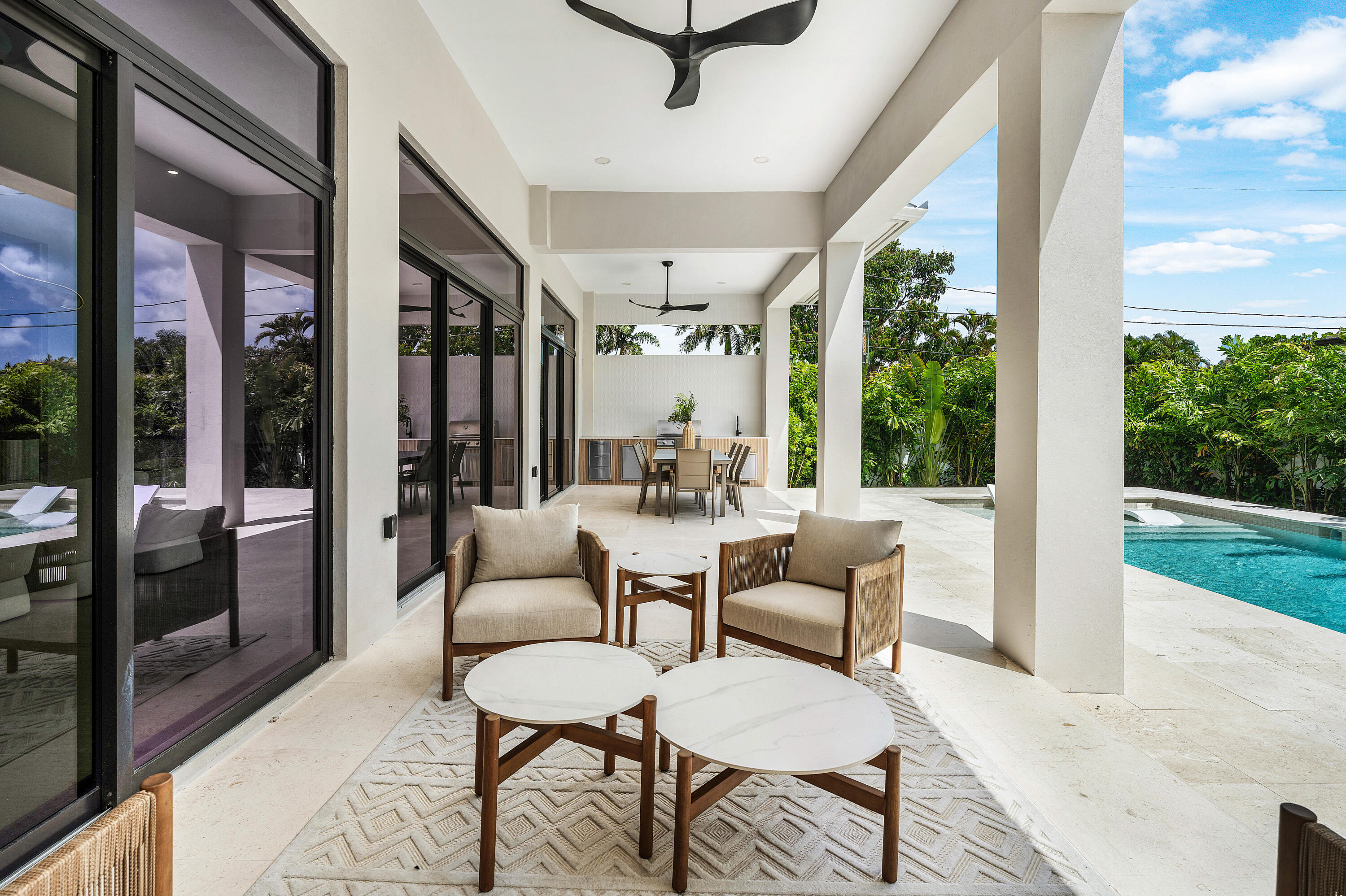 1701 N Swinton Avenue