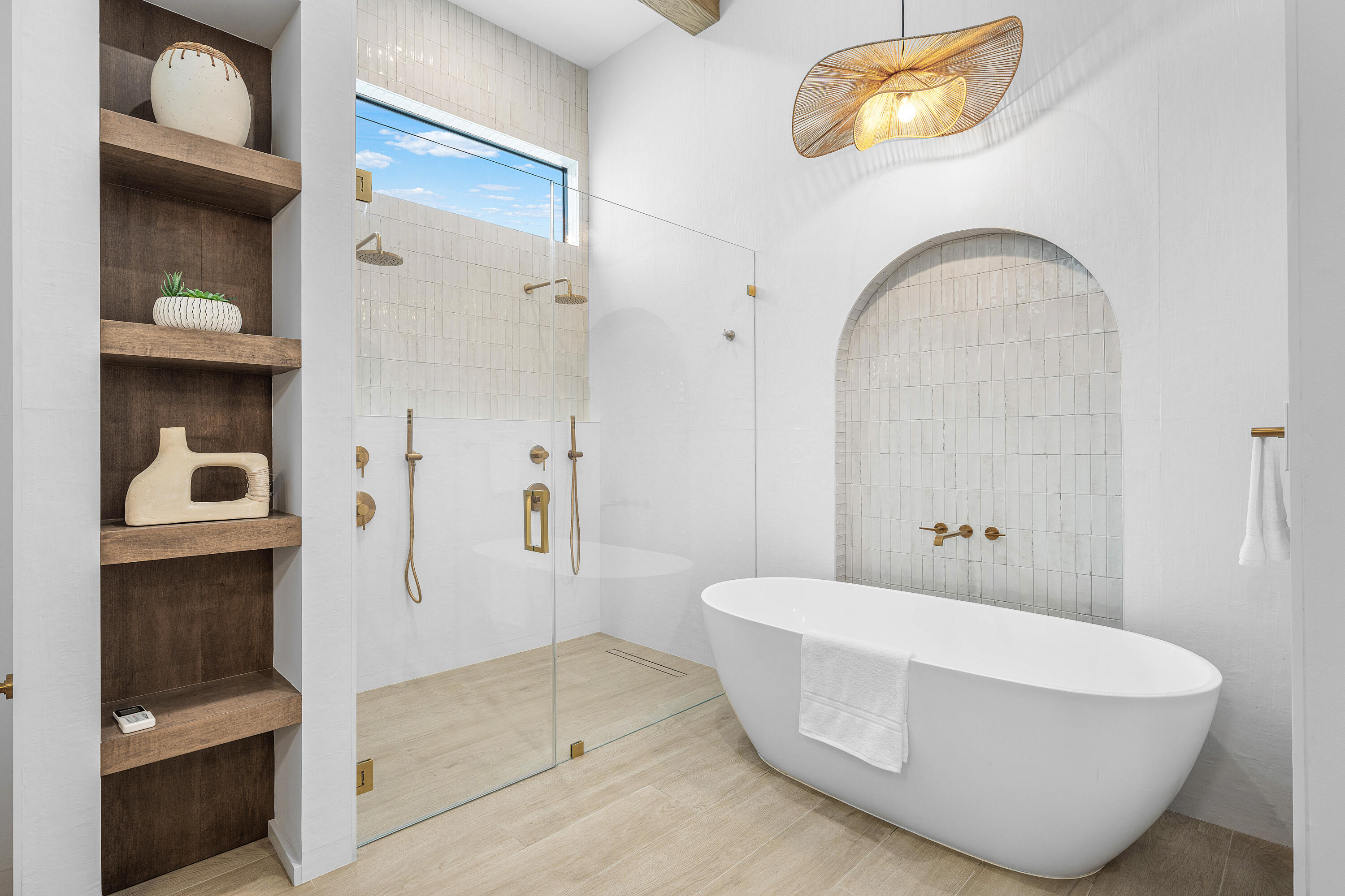 1701 N Swinton Avenue