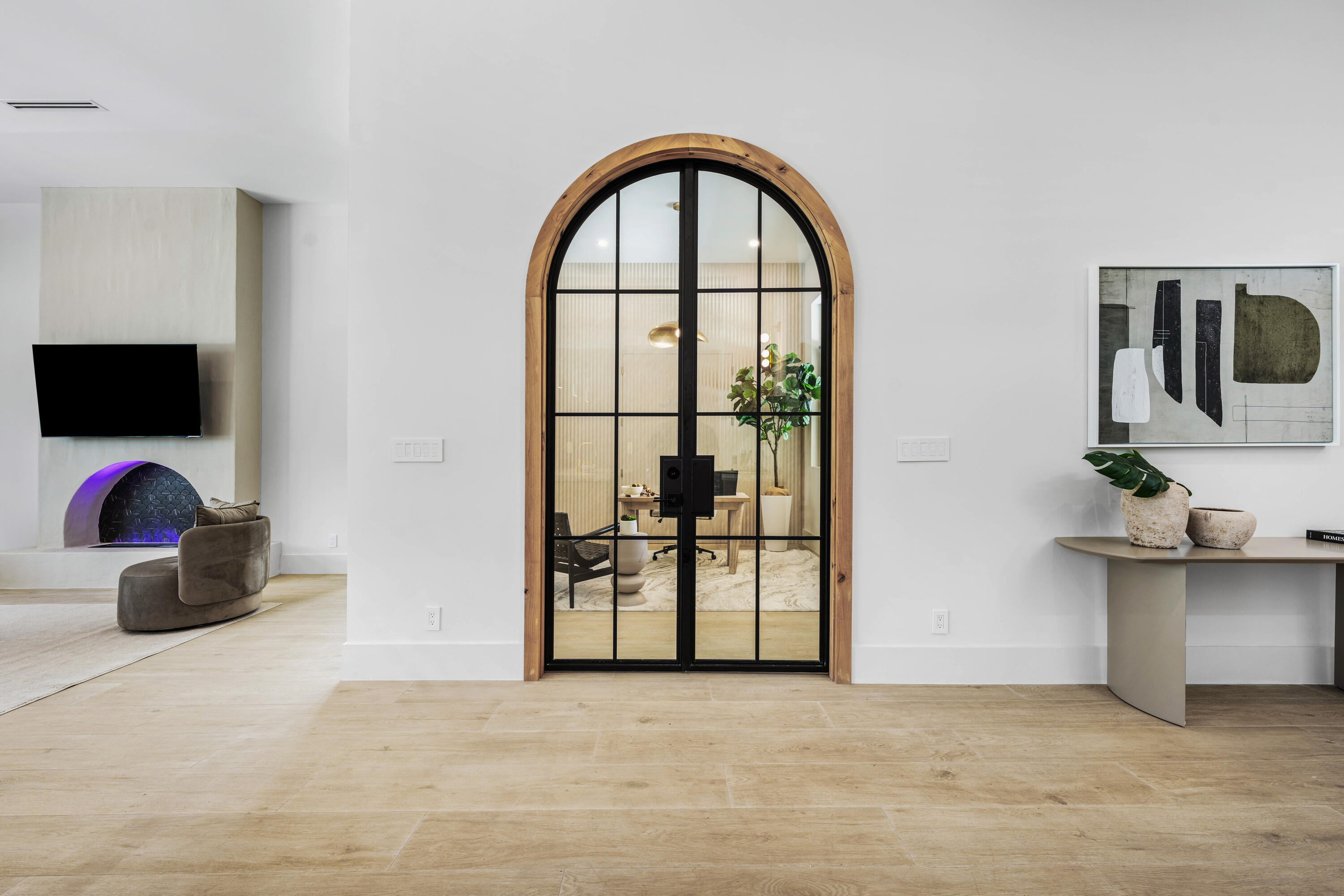 1701 N Swinton Avenue