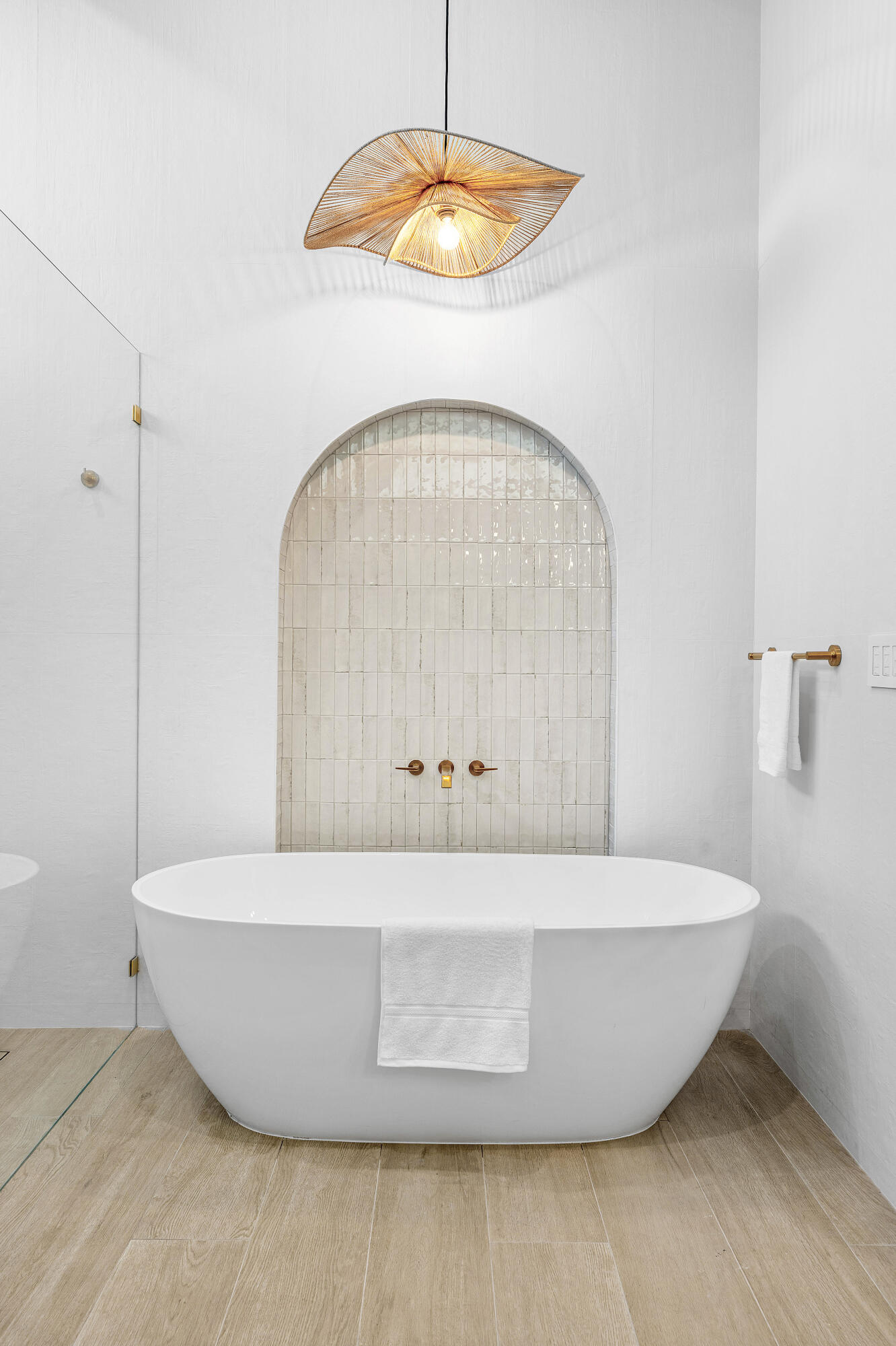 1701 N Swinton Avenue