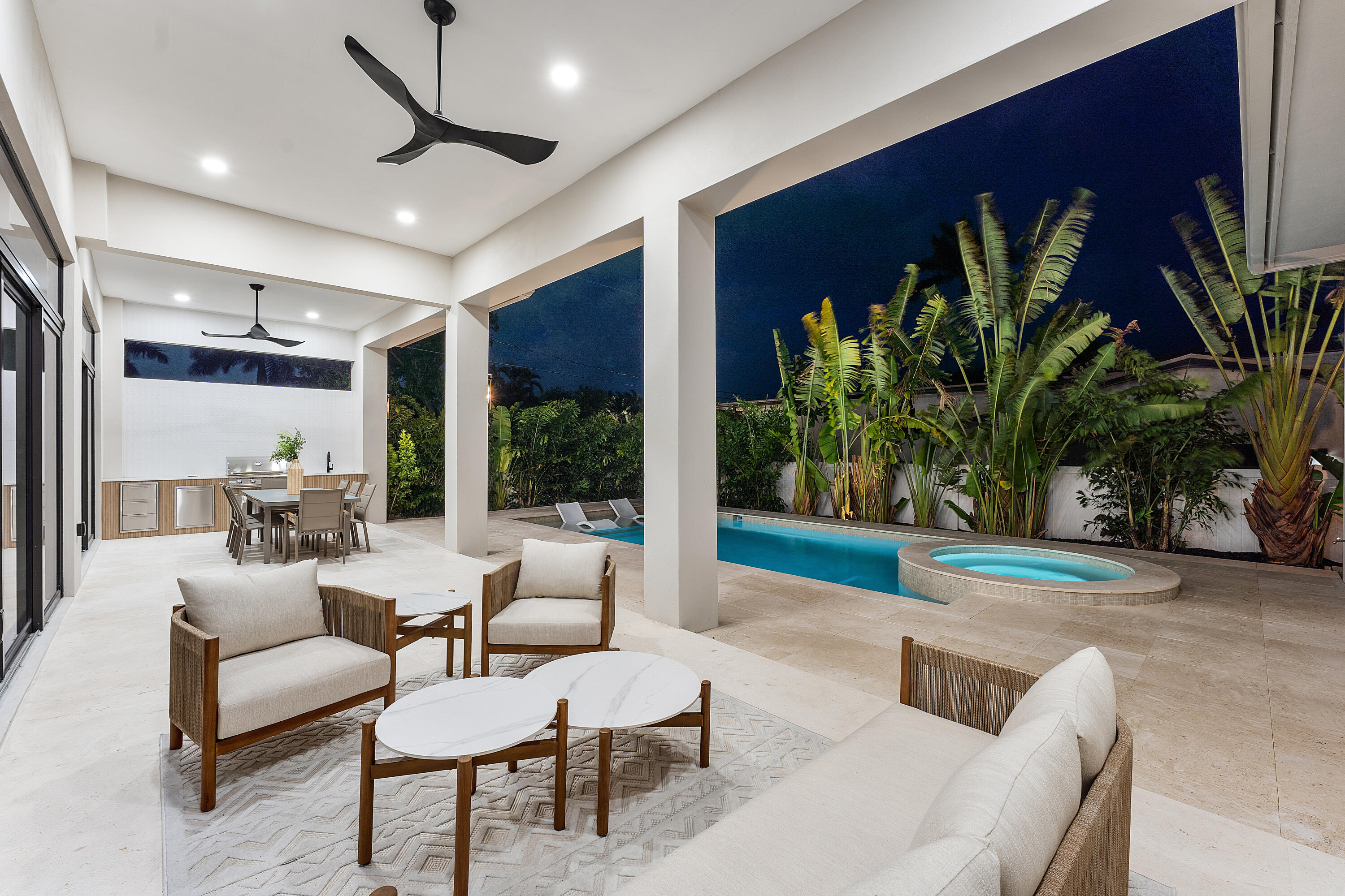 1701 N Swinton Avenue