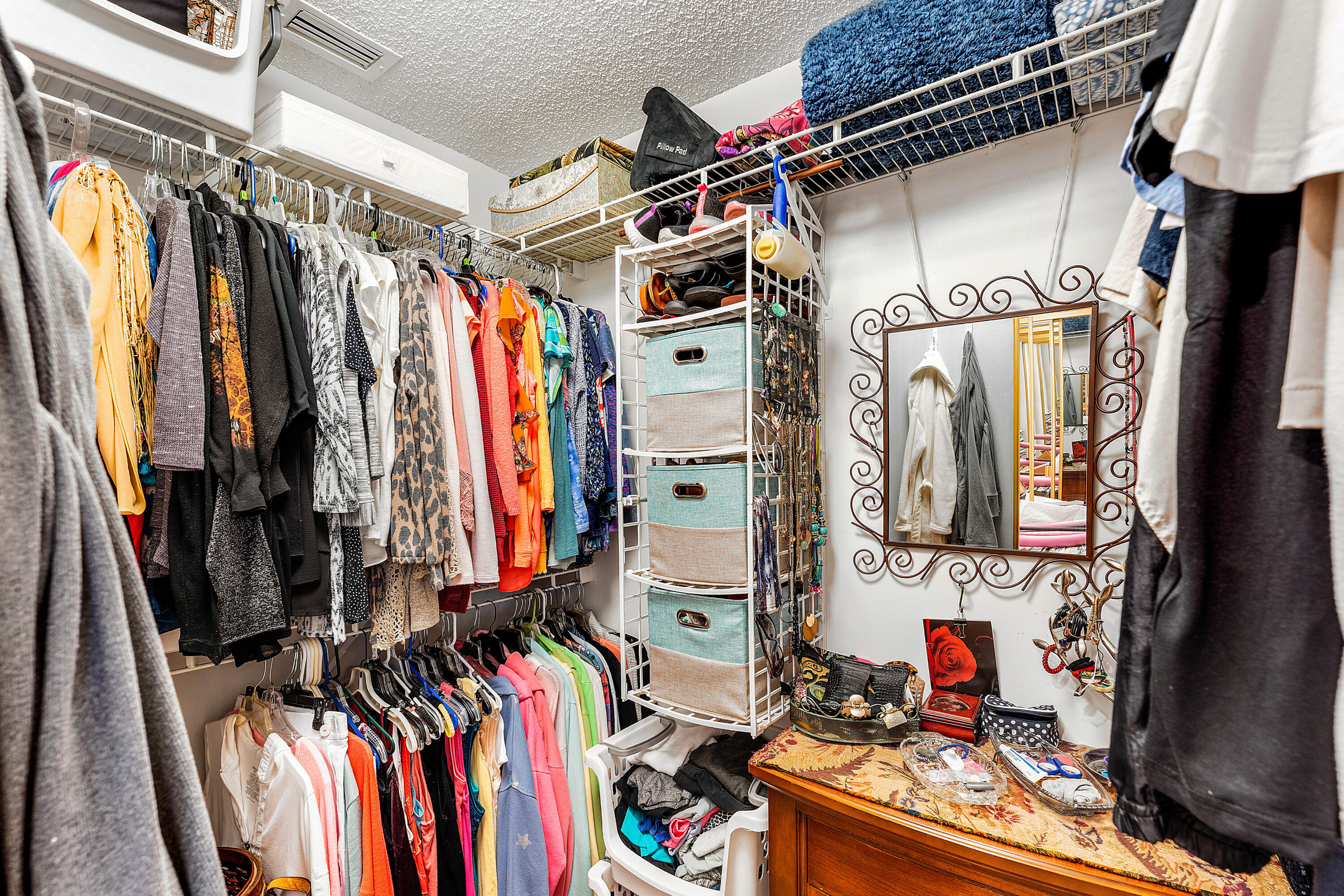 7685 Lexington Club Boulevard B