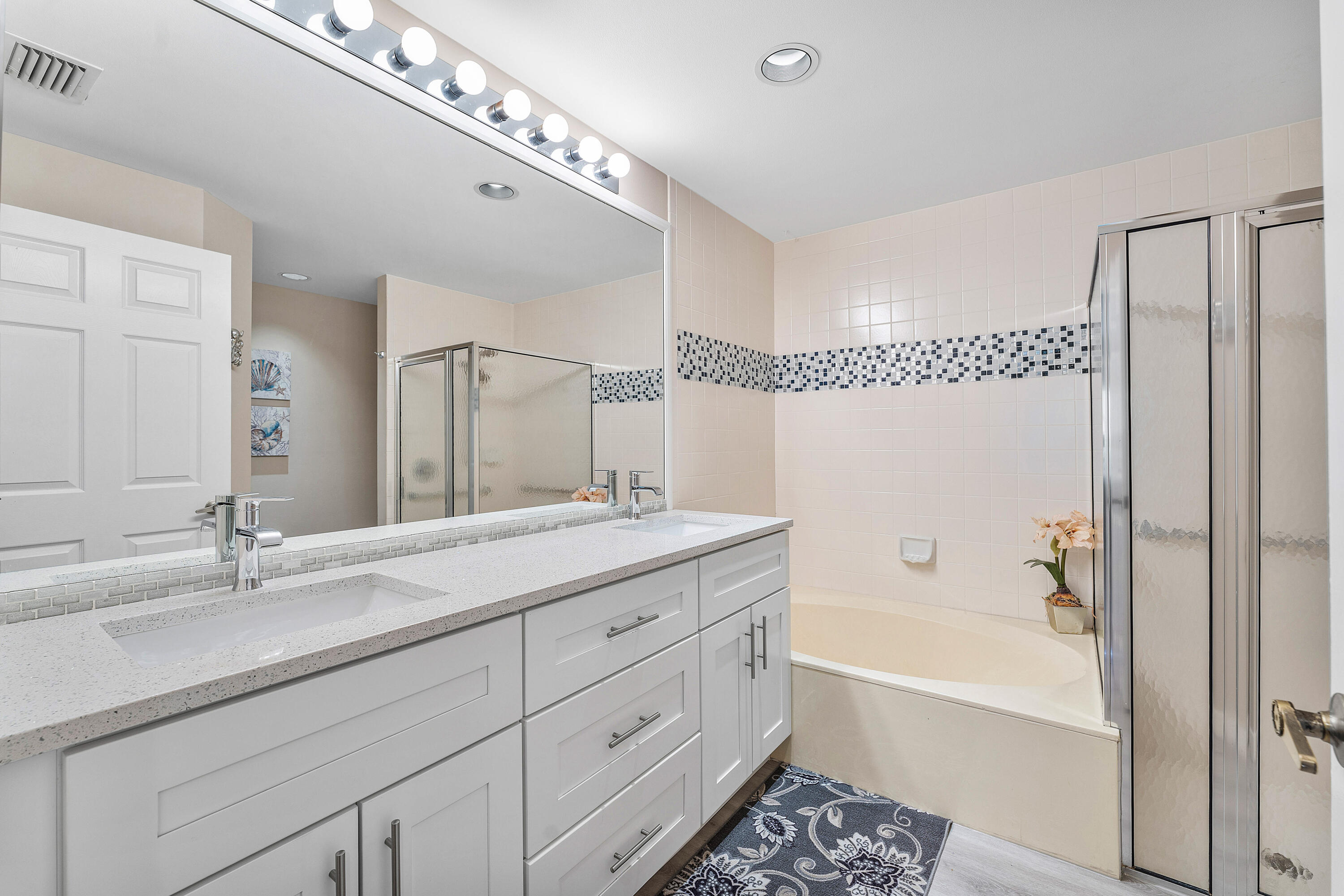 7685 Lexington Club Boulevard B