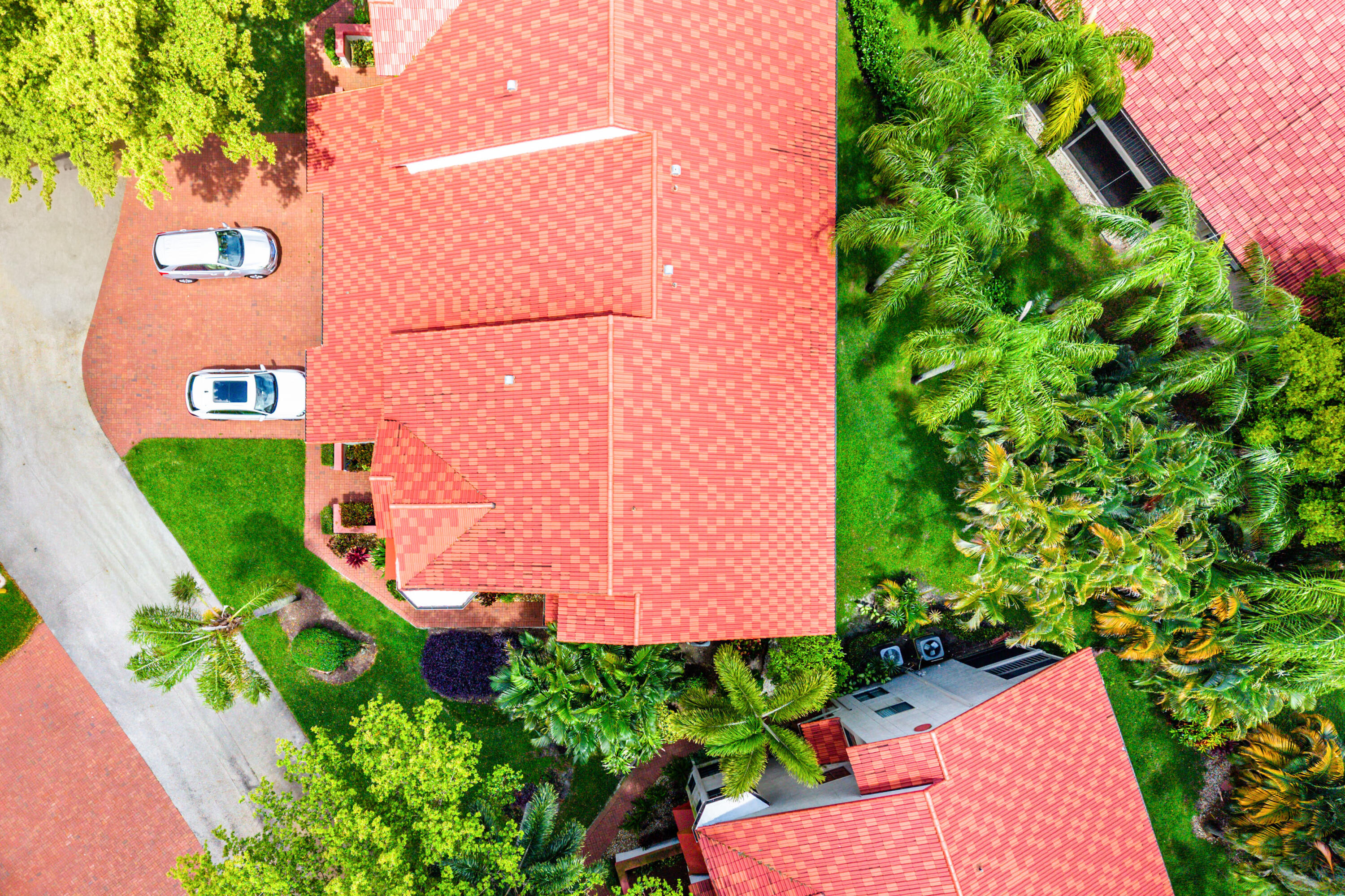 7685 Lexington Club Boulevard B