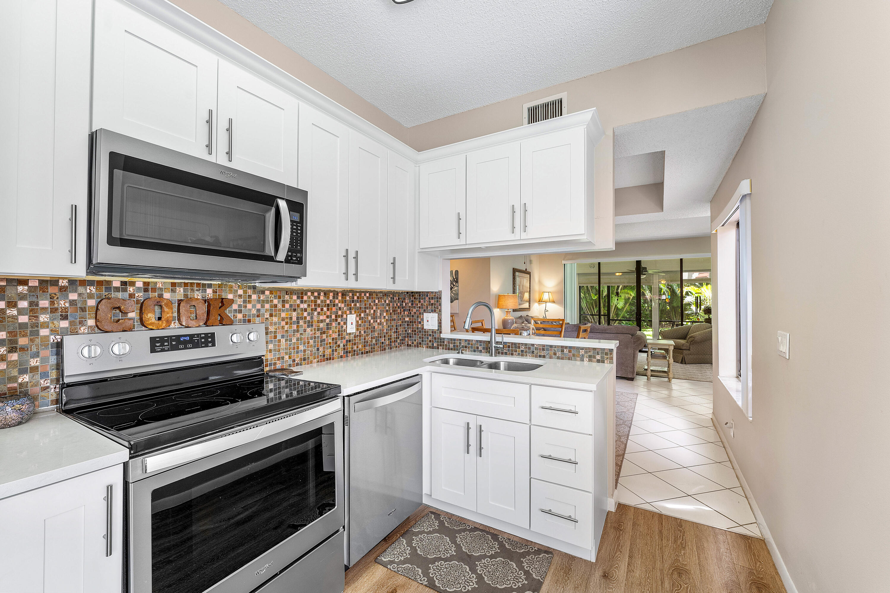 7685 Lexington Club Boulevard B