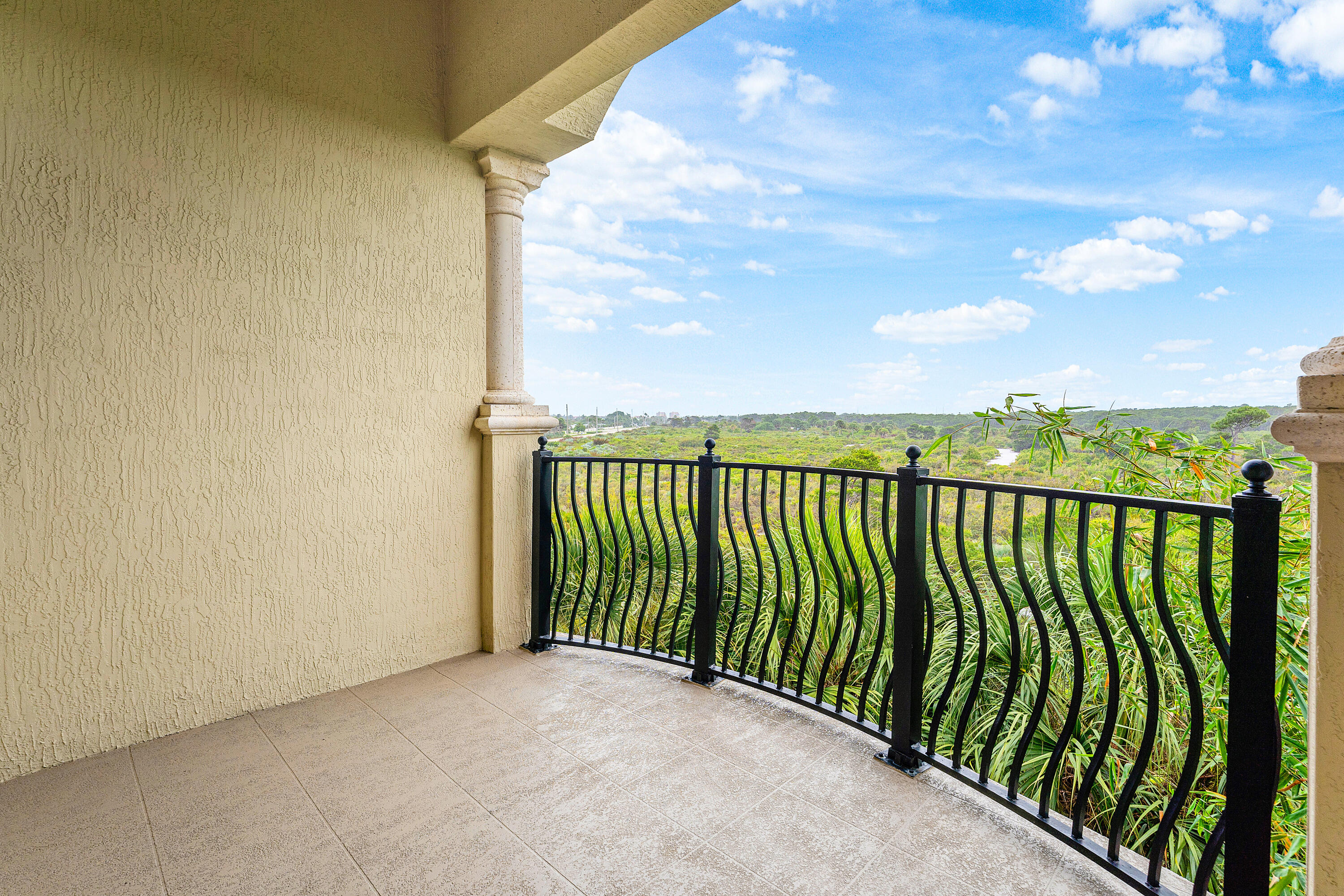 144 Tierra Lane 11