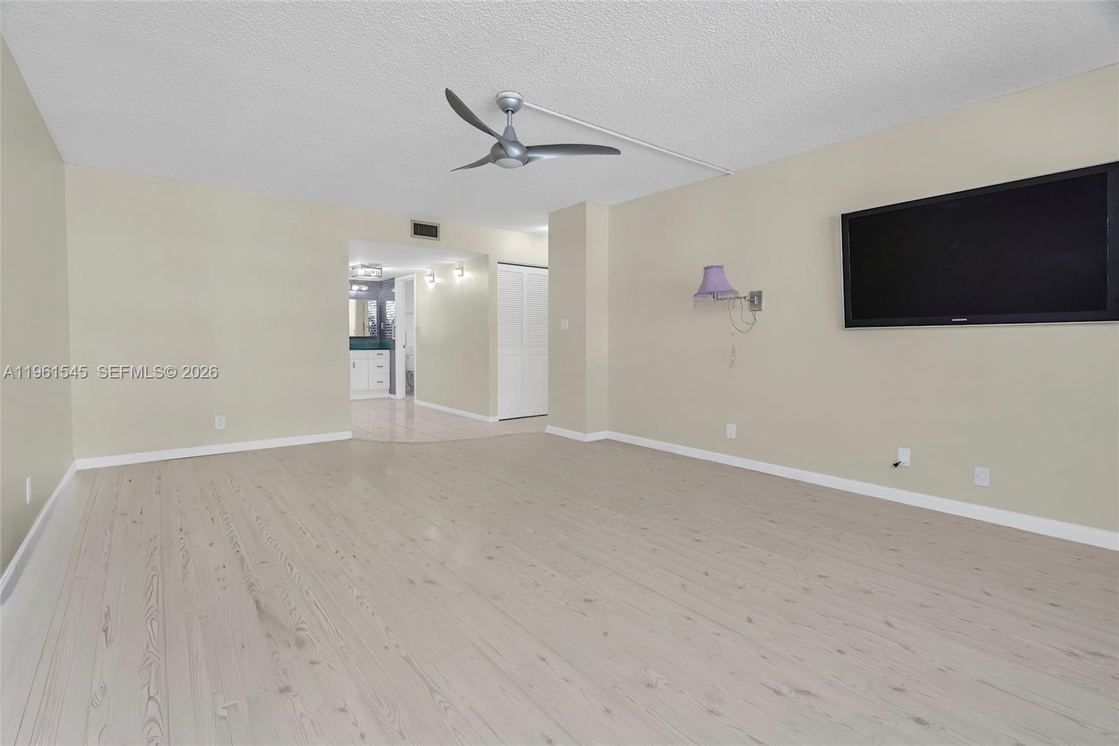 5000 N Ocean Boulevard 1102, Lauderdale-By-The-Sea Unit: 1102
