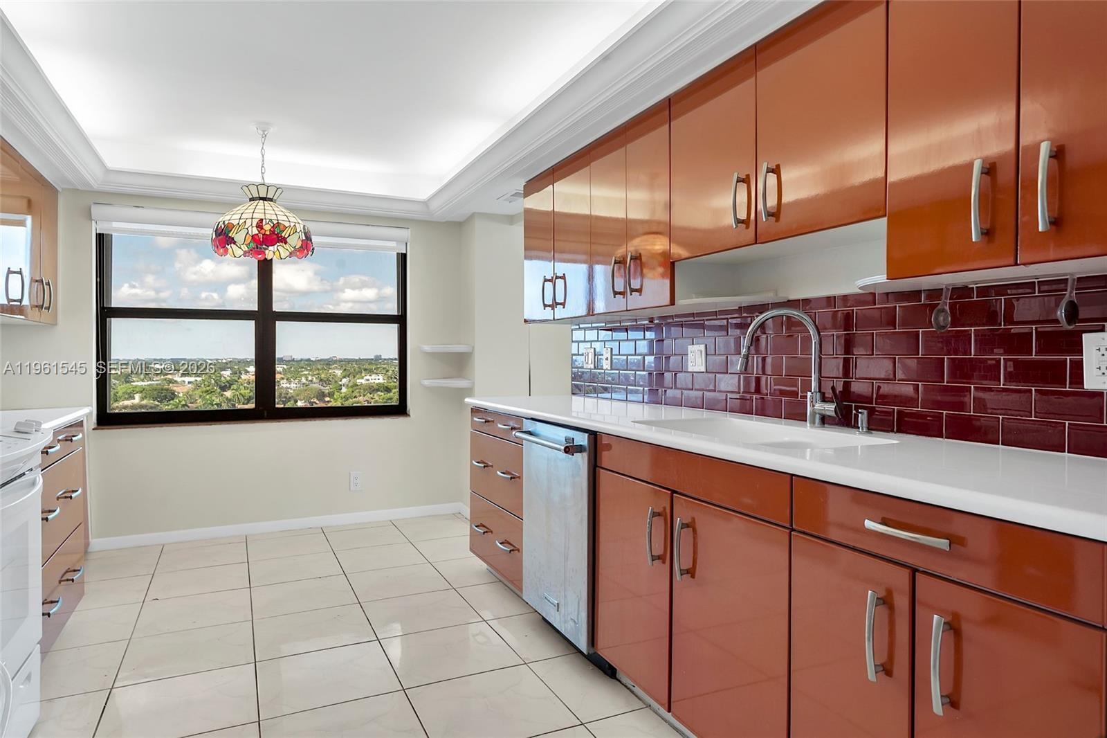 5000 N Ocean Boulevard 1102, Lauderdale-By-The-Sea Unit: 1102