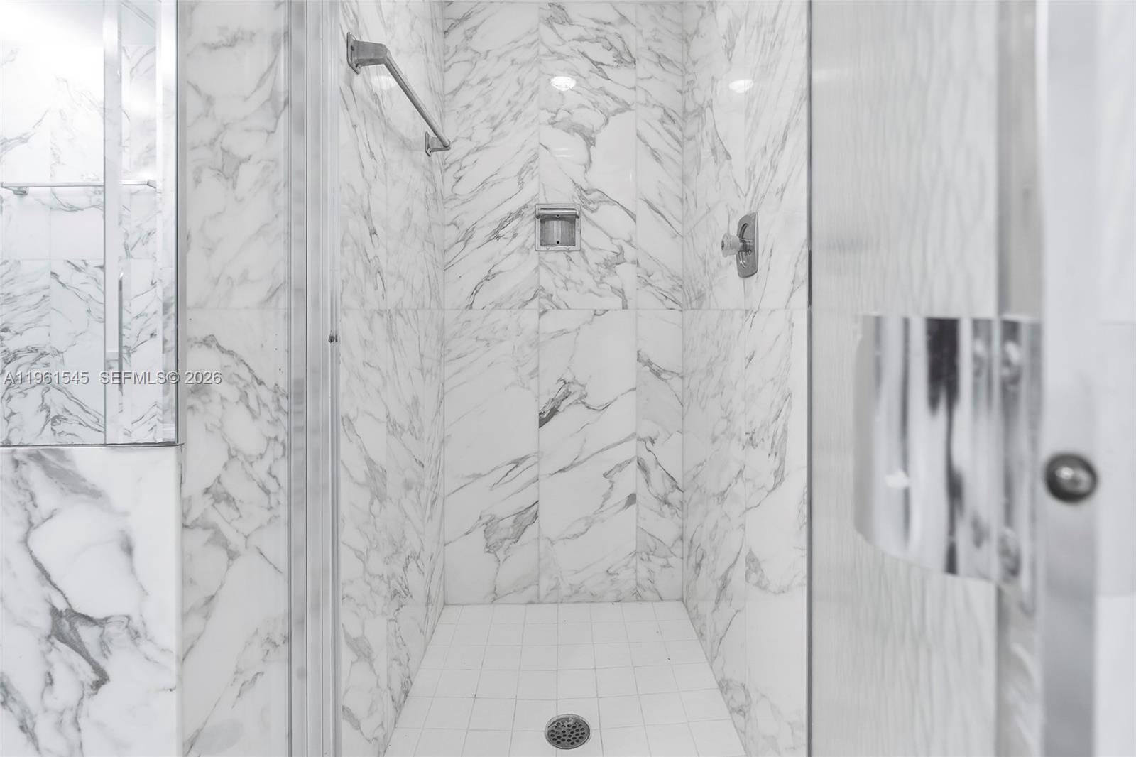 5000 N Ocean Boulevard 1102, Lauderdale-By-The-Sea Unit: 1102