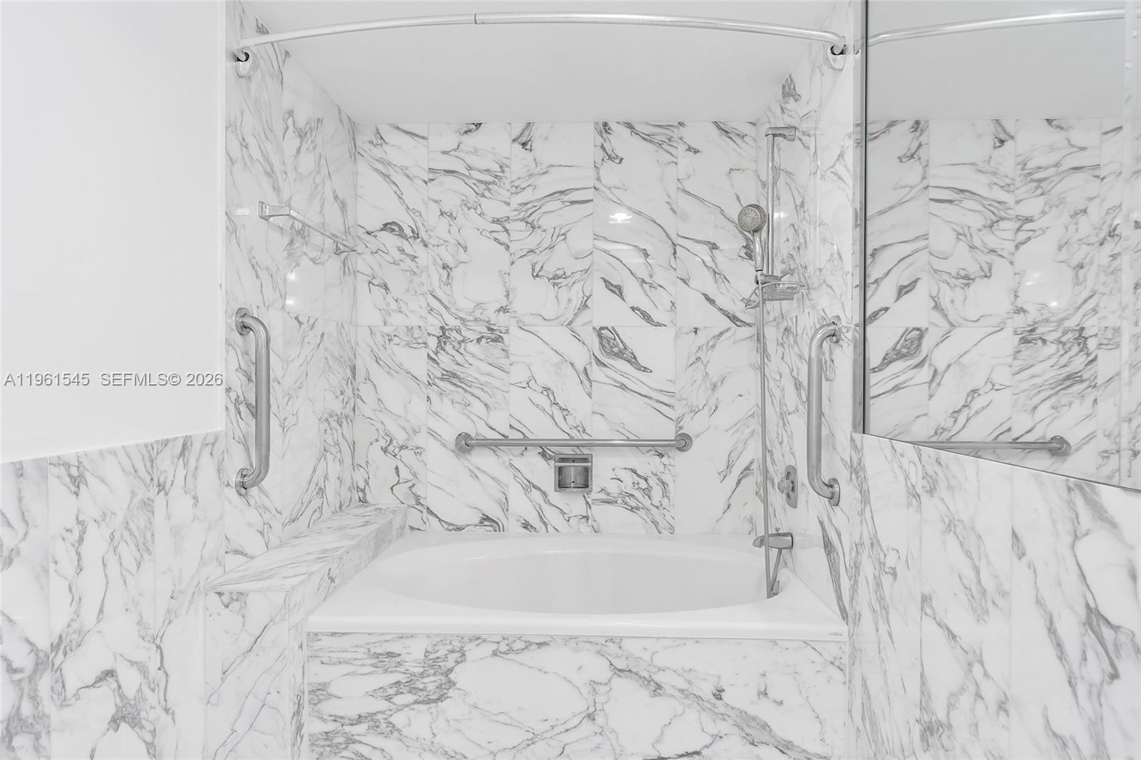 5000 N Ocean Boulevard 1102, Lauderdale-By-The-Sea Unit: 1102