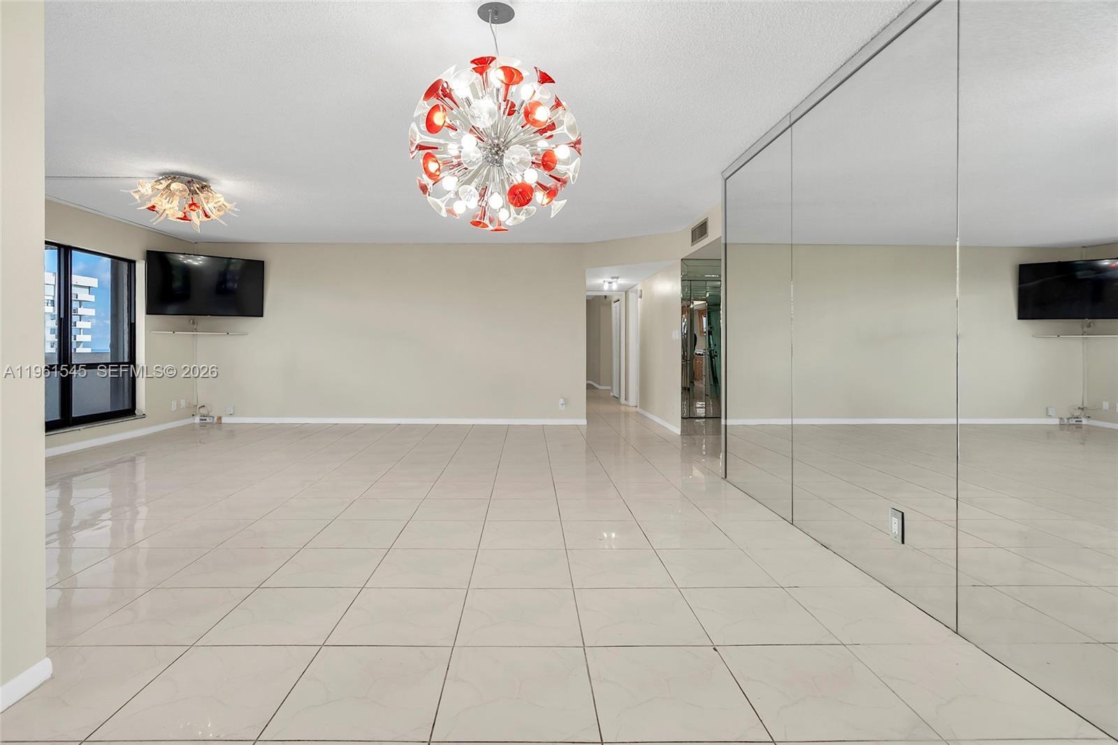 5000 N Ocean Boulevard 1102, Lauderdale-By-The-Sea Unit: 1102