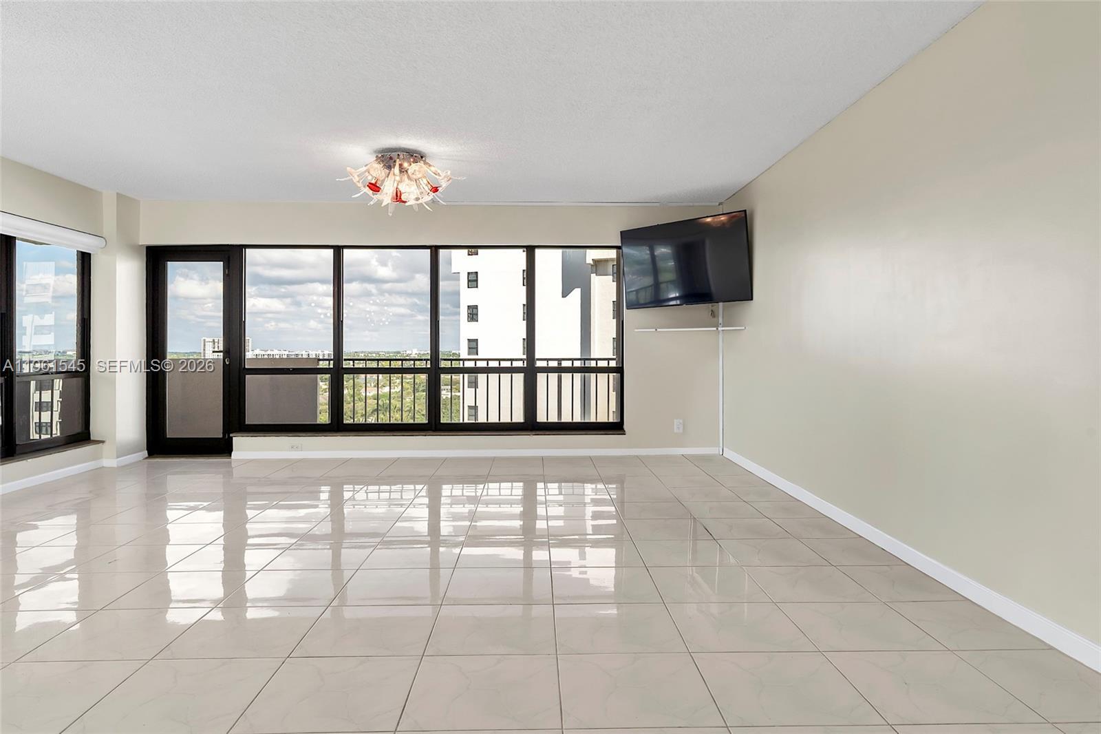 5000 N Ocean Boulevard 1102, Lauderdale-By-The-Sea Unit: 1102