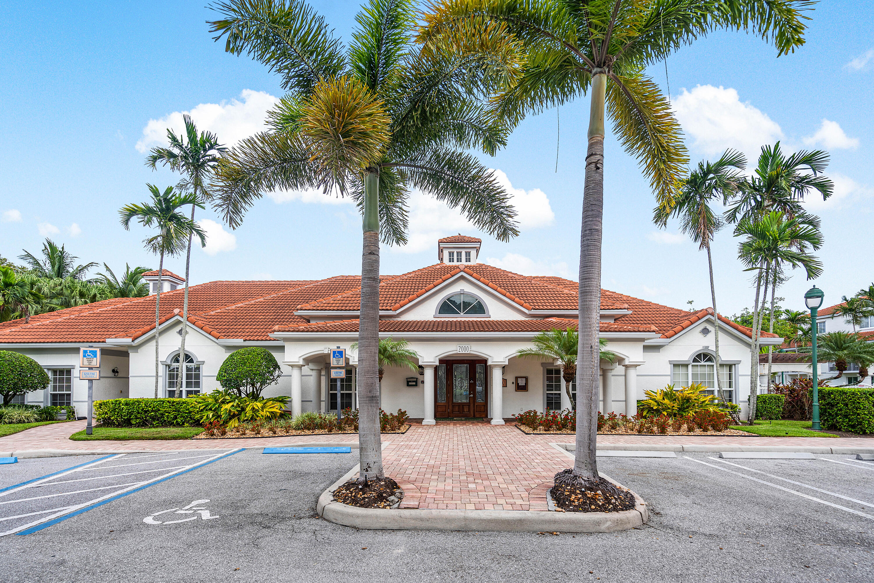 2052 Alta Meadows Lane