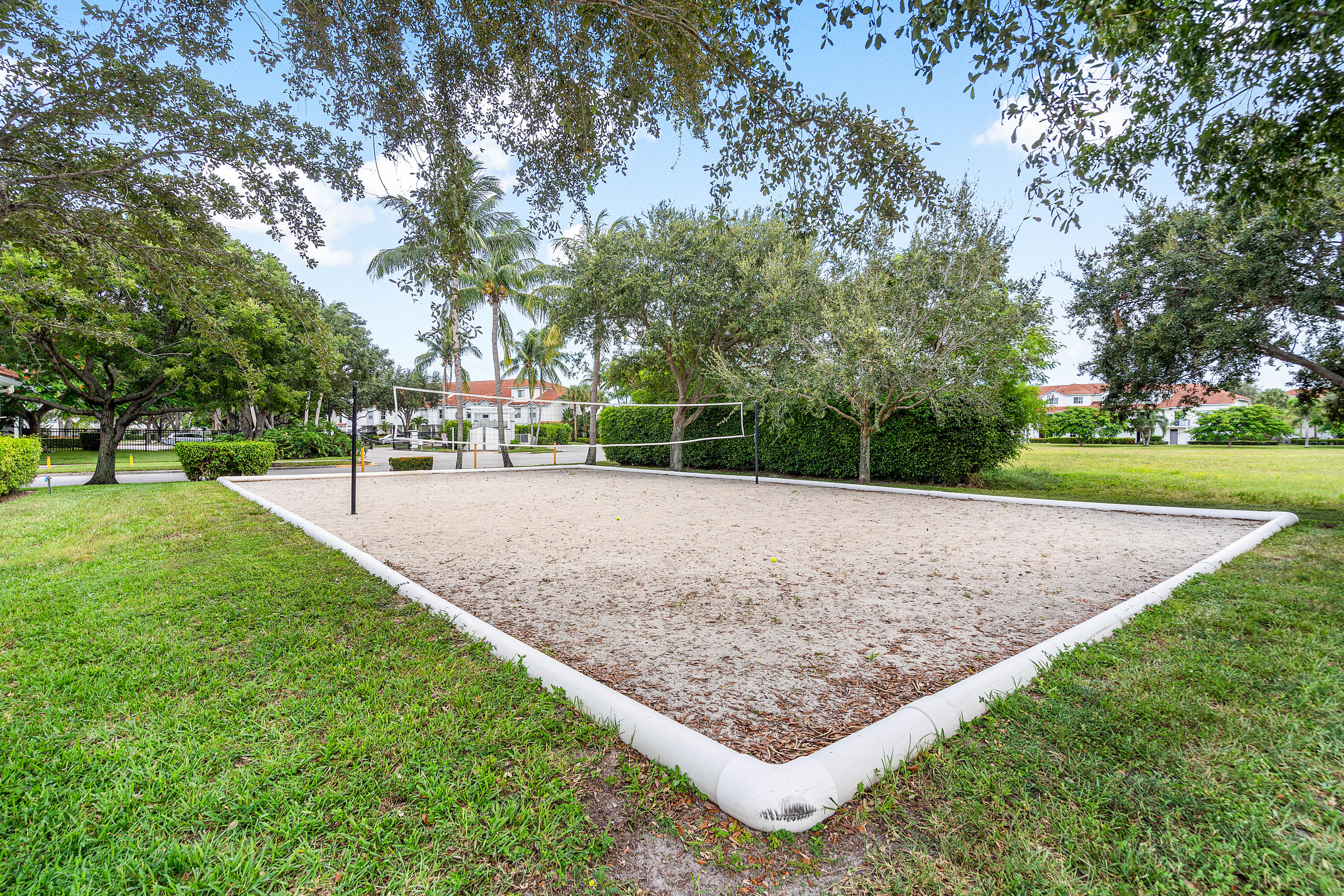 2052 Alta Meadows Lane