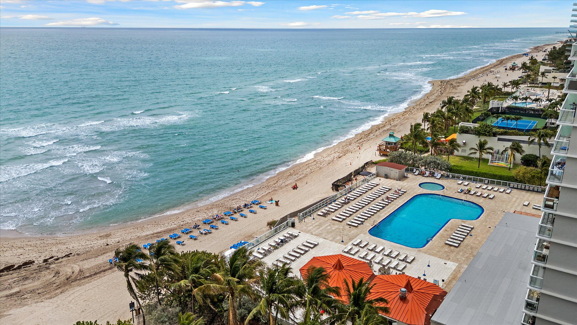 19201 Collins Avenue 114