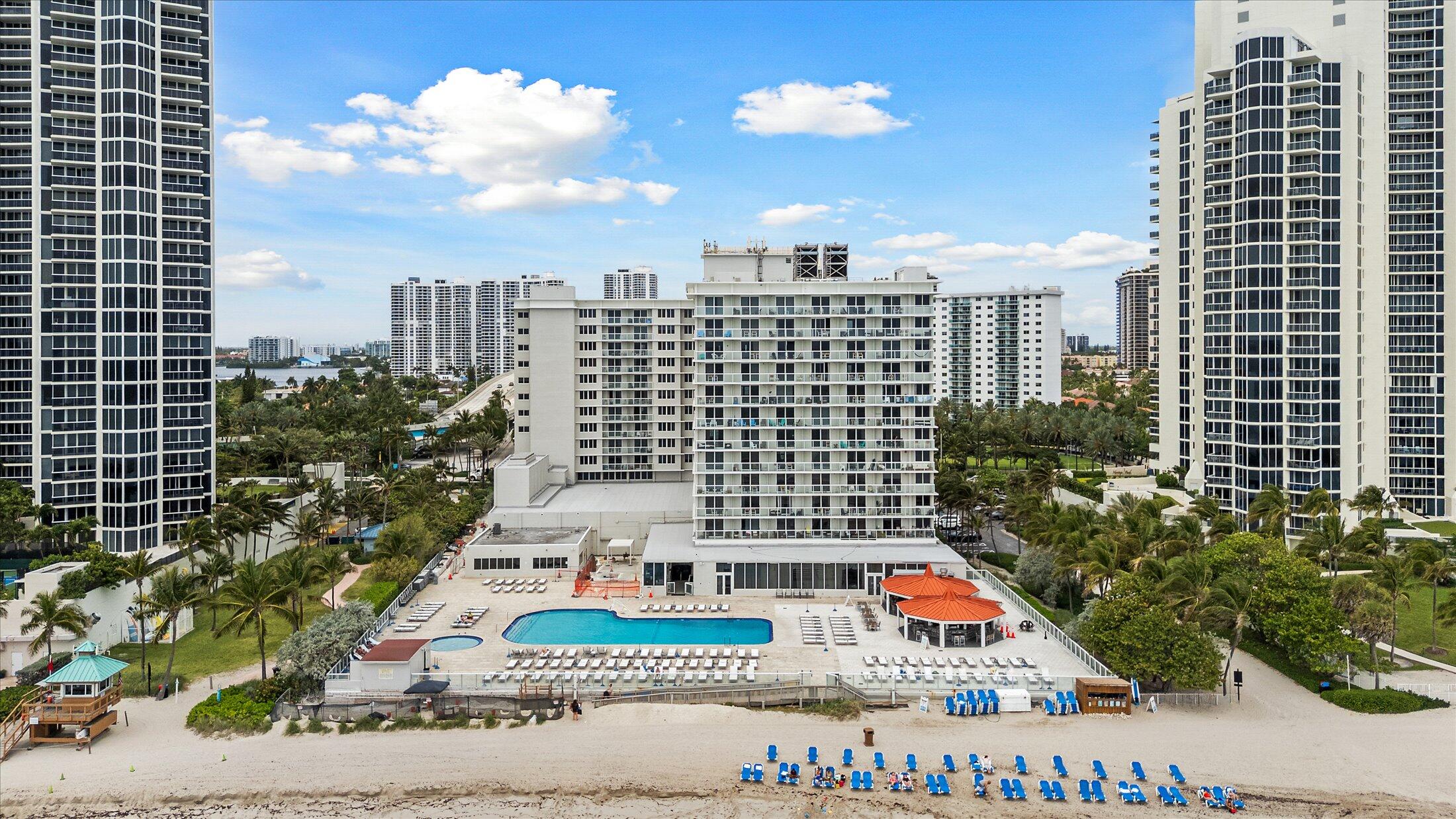 19201 Collins Avenue 114
